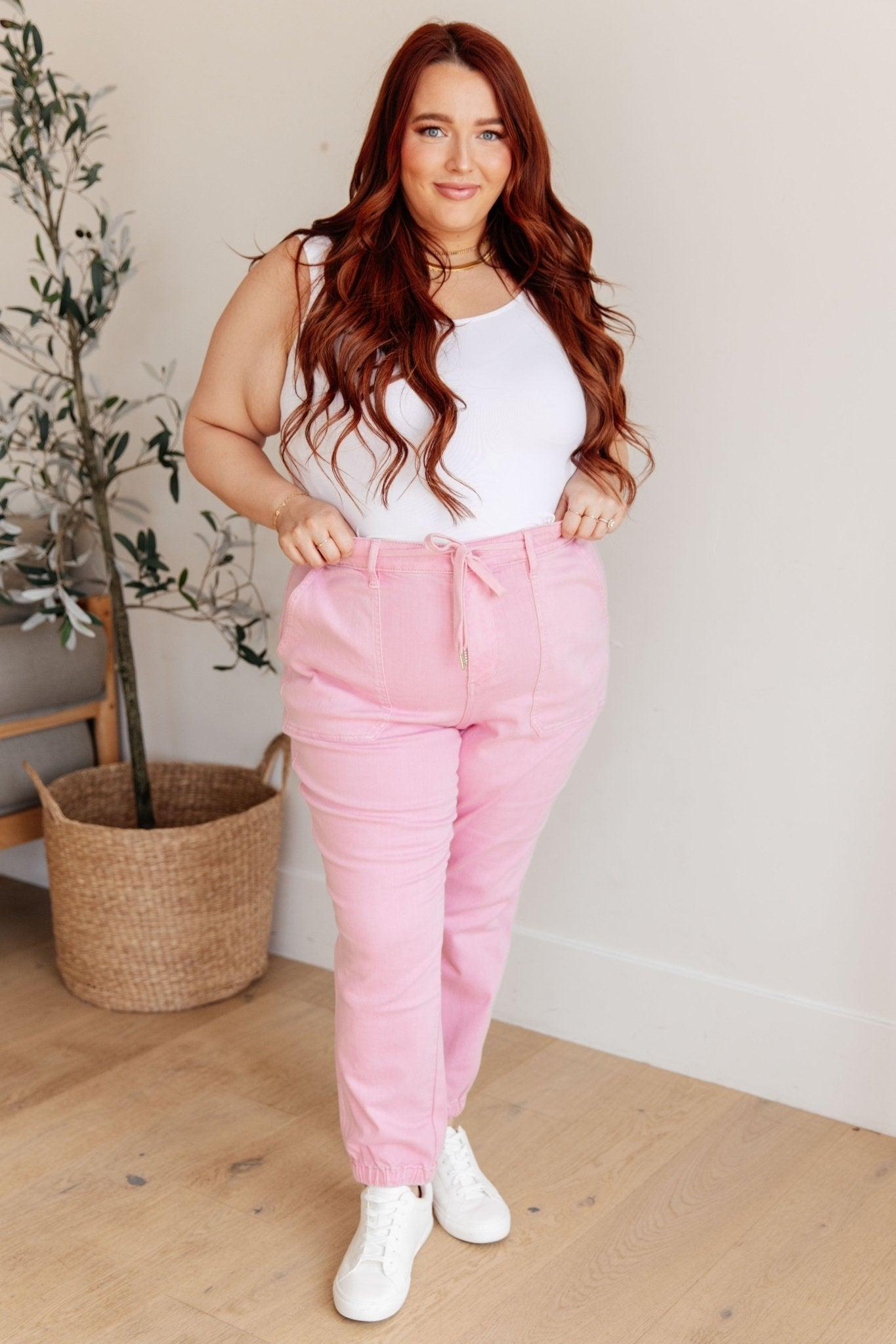 Peggy High Rise Cargo Straight Jeans in Pink (Online Exclusive) Product Image
