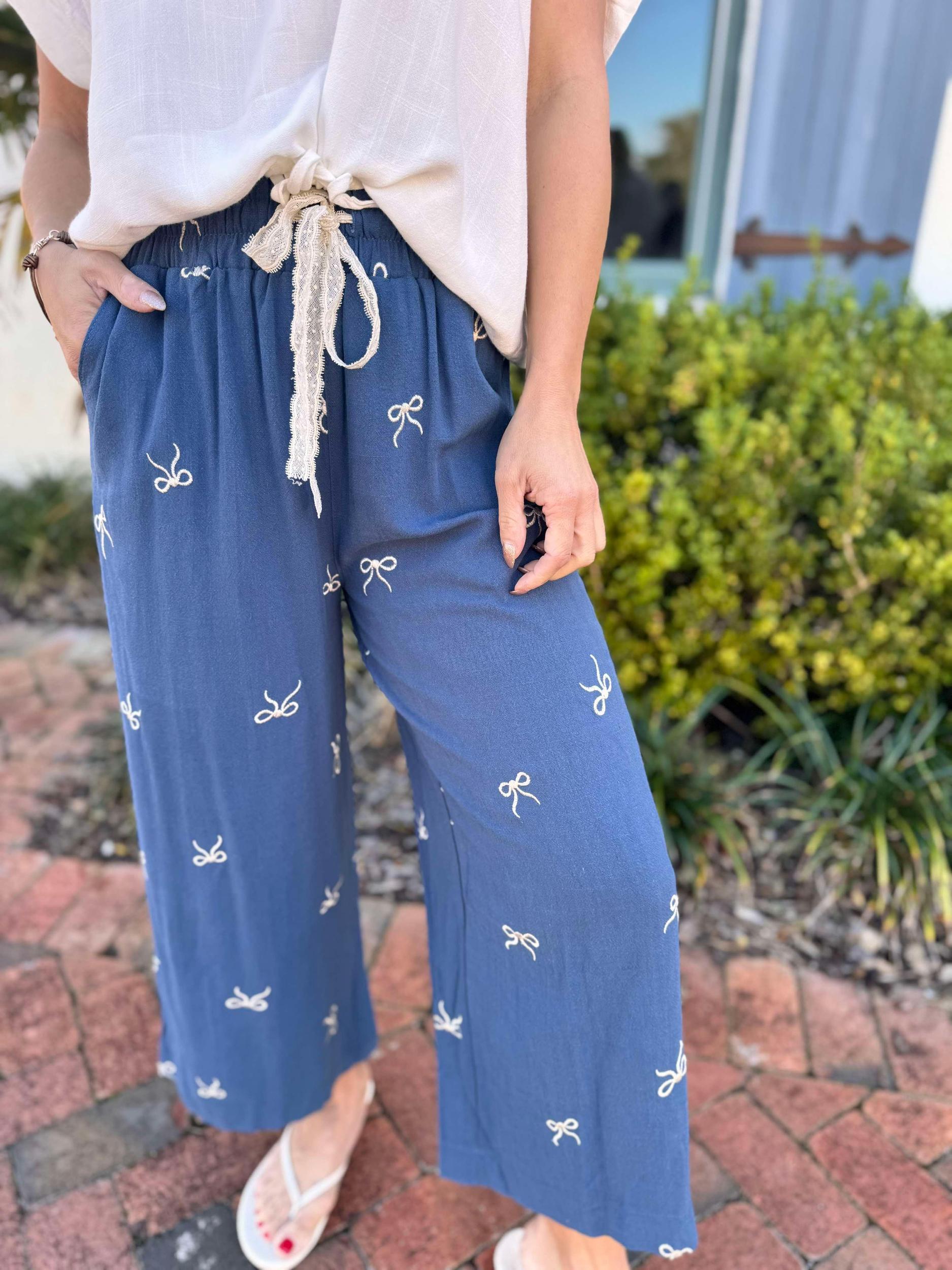 Bow Embroidery Linen Pant Product Image