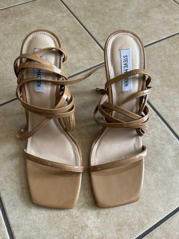 UPLIFT CAMEL PATENT - SM REBOOTED Female Product Image
