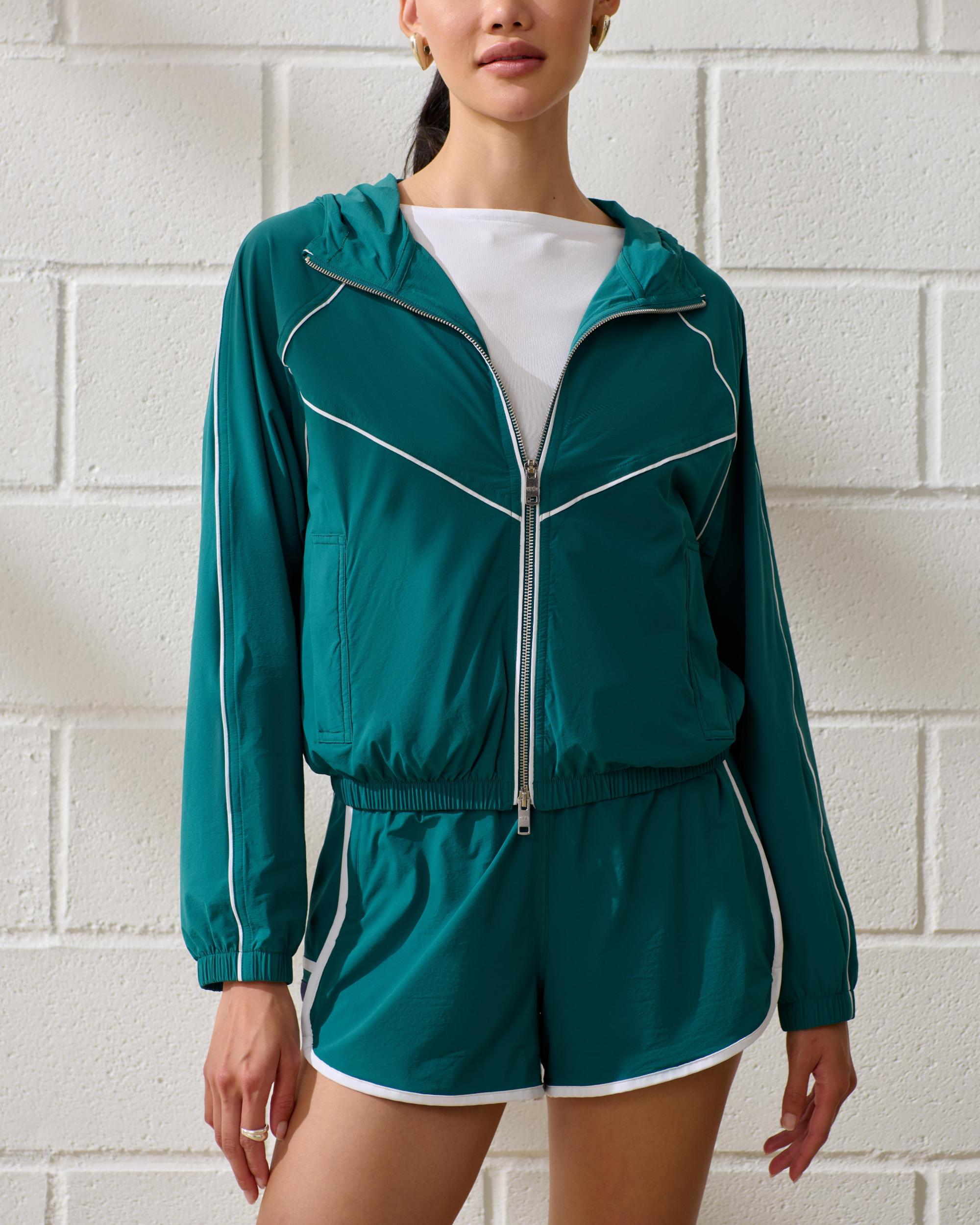 YPB sprintTEK Lightweight Windbreaker Product Image