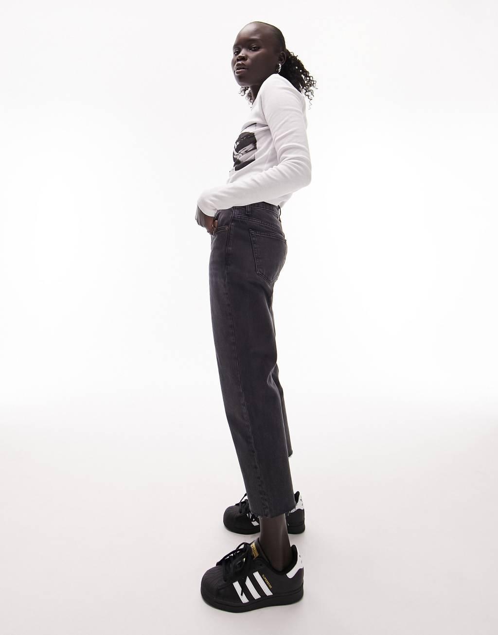 Topshop Petite cropped mid rise with raw hems straight jeans in black Product Image