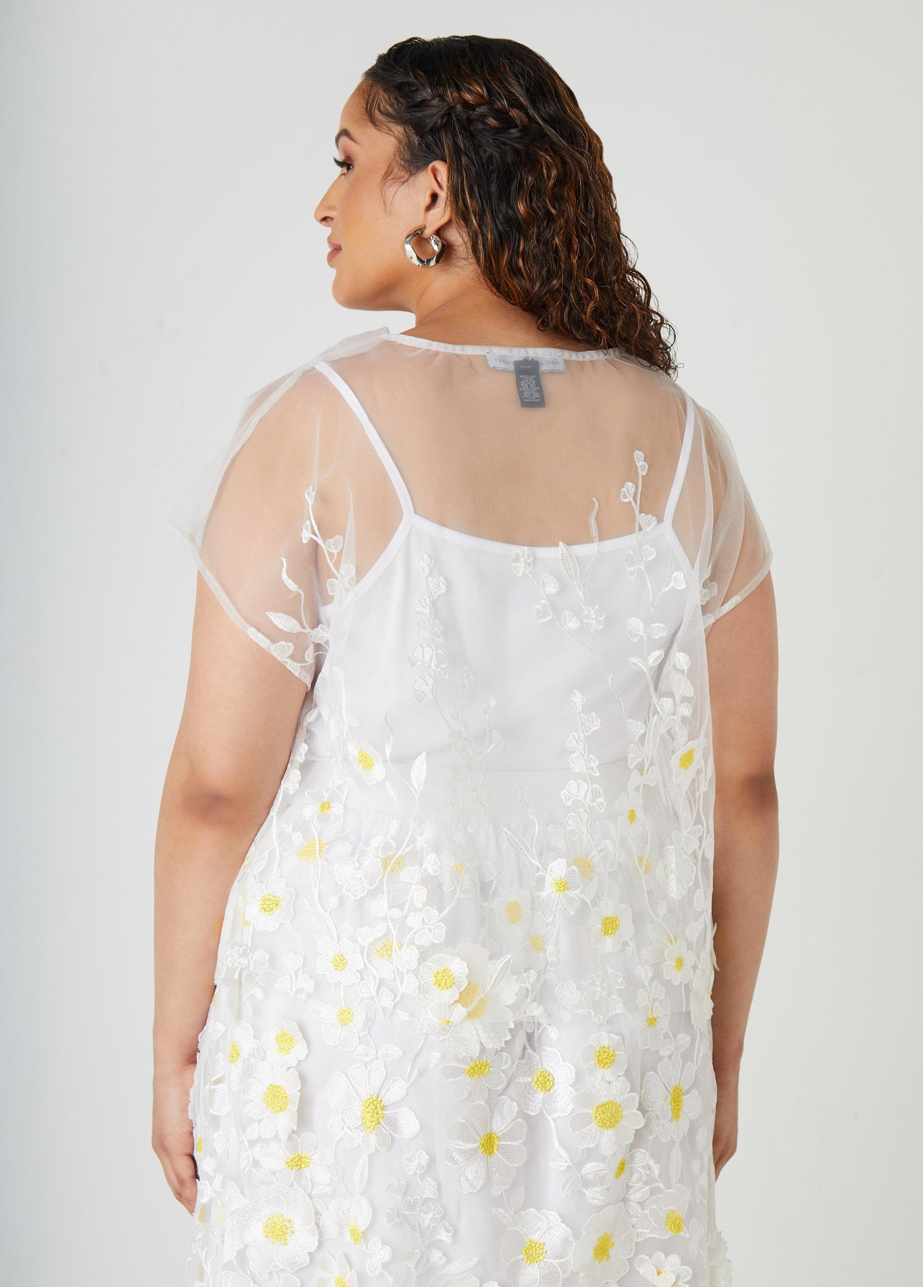 Floral Embroidered Blouse Product Image