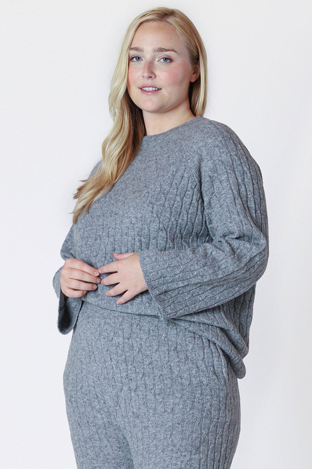 Cable Knit Set Product Image