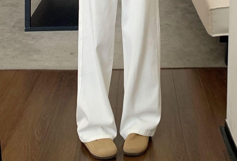 Mid Rise Plain Wide Leg Jeans Product Image