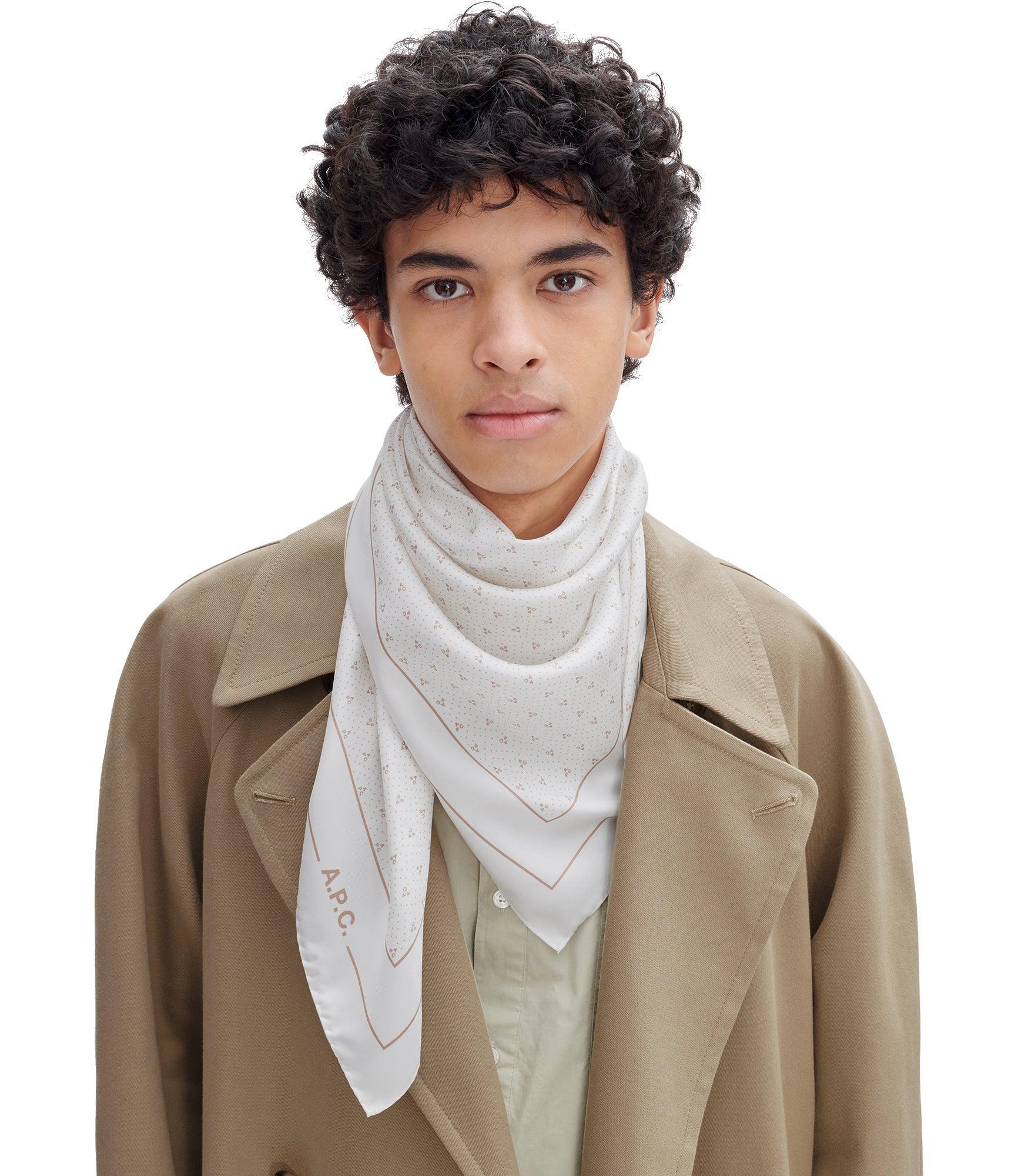 Monogram scarf Product Image