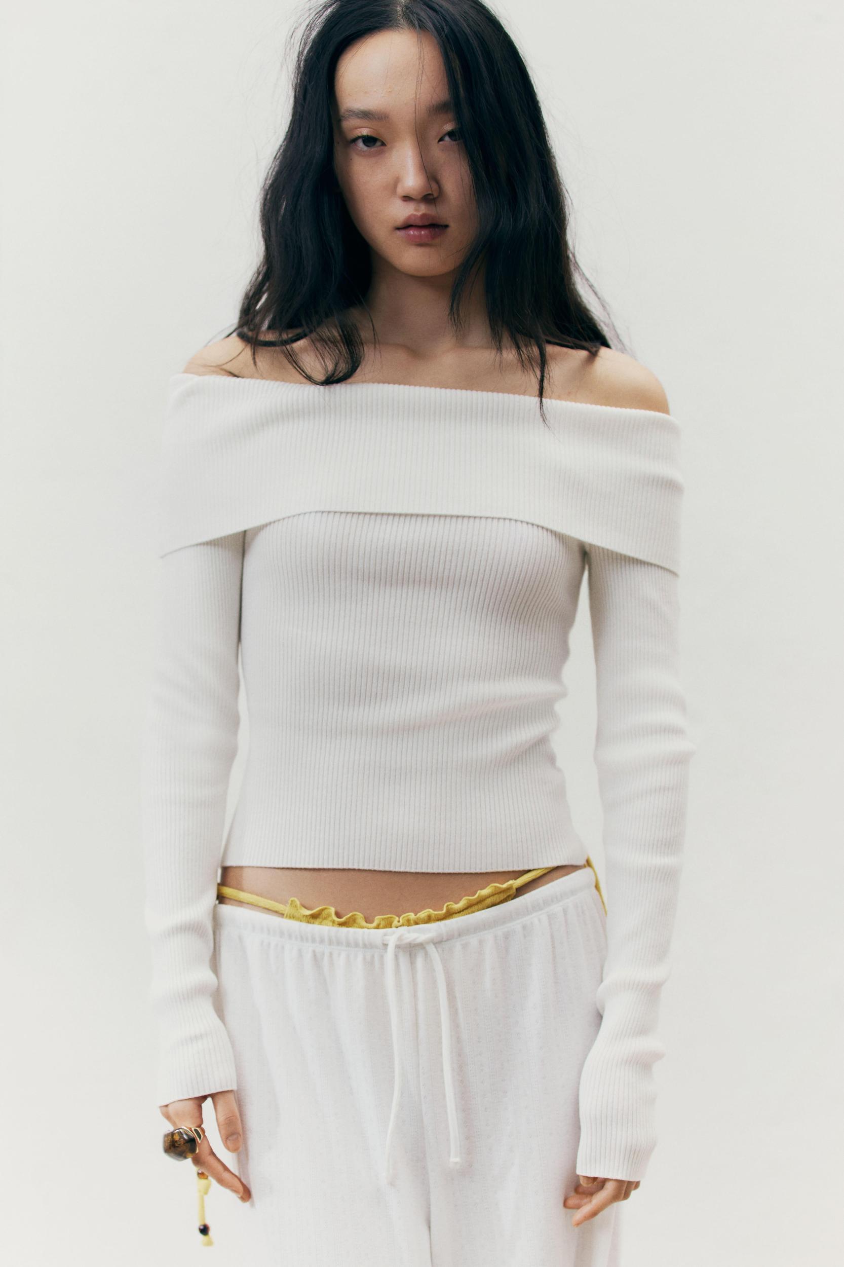 Wide-Leg Drawstring Pants Product Image