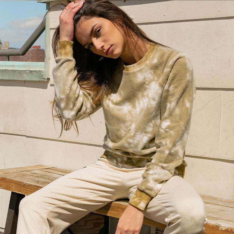 Women's BlanketBlend™ Crewneck Female Product Image