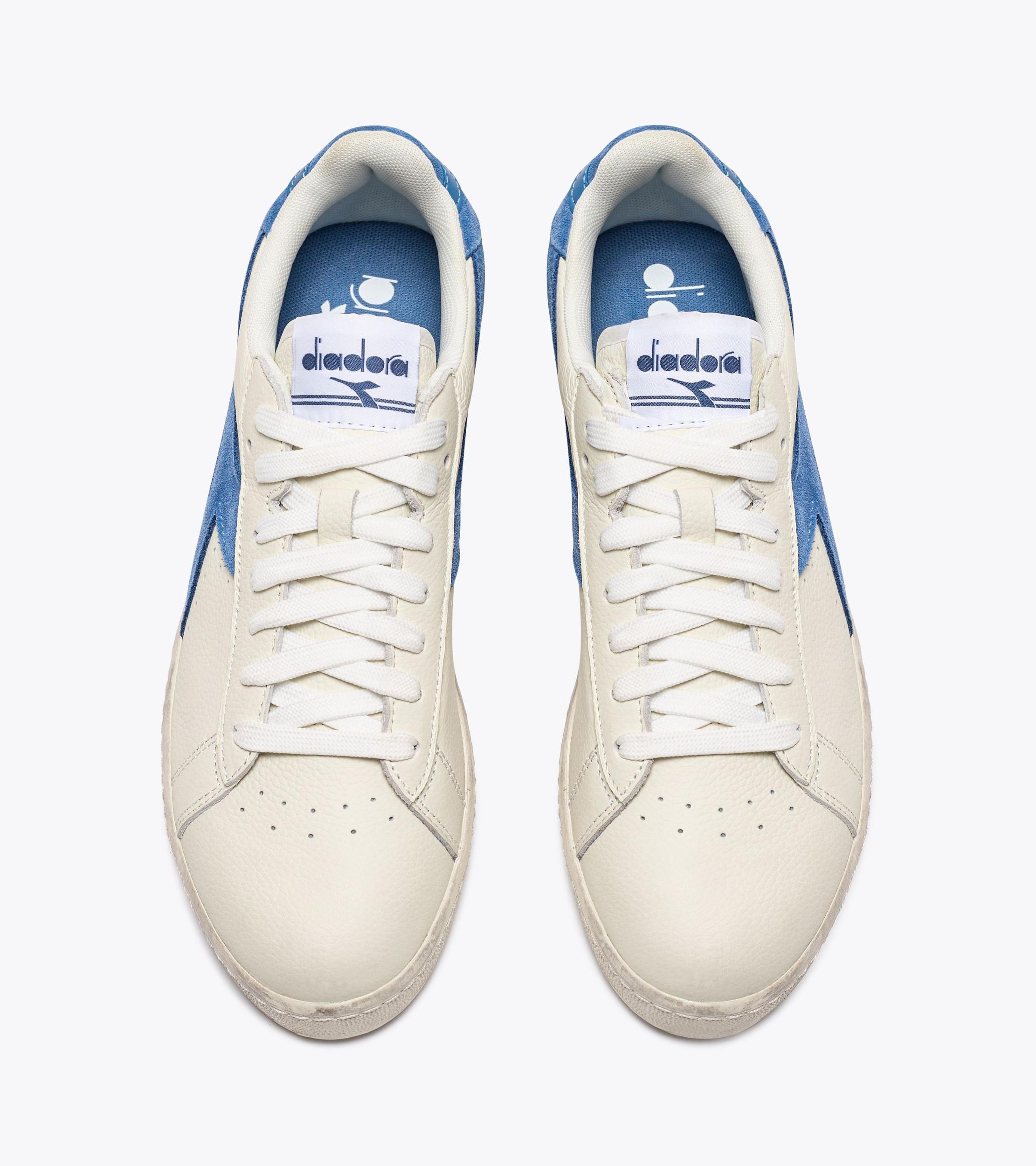 GAME L LOW WAXED SUEDE POP Product Image