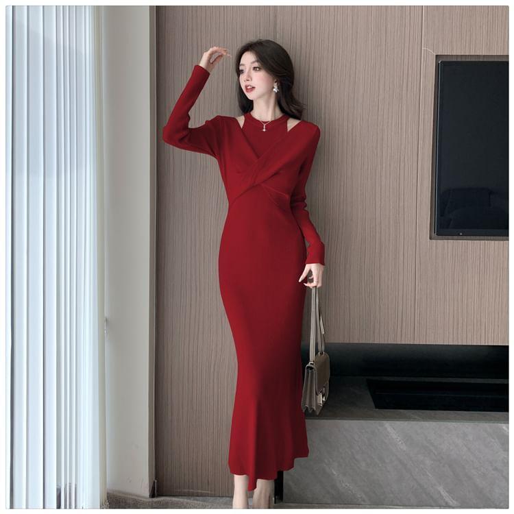 Mock Two-Piece Long-Sleeve Halter Plain Knot Midi Sheath Knit Dress Product Image