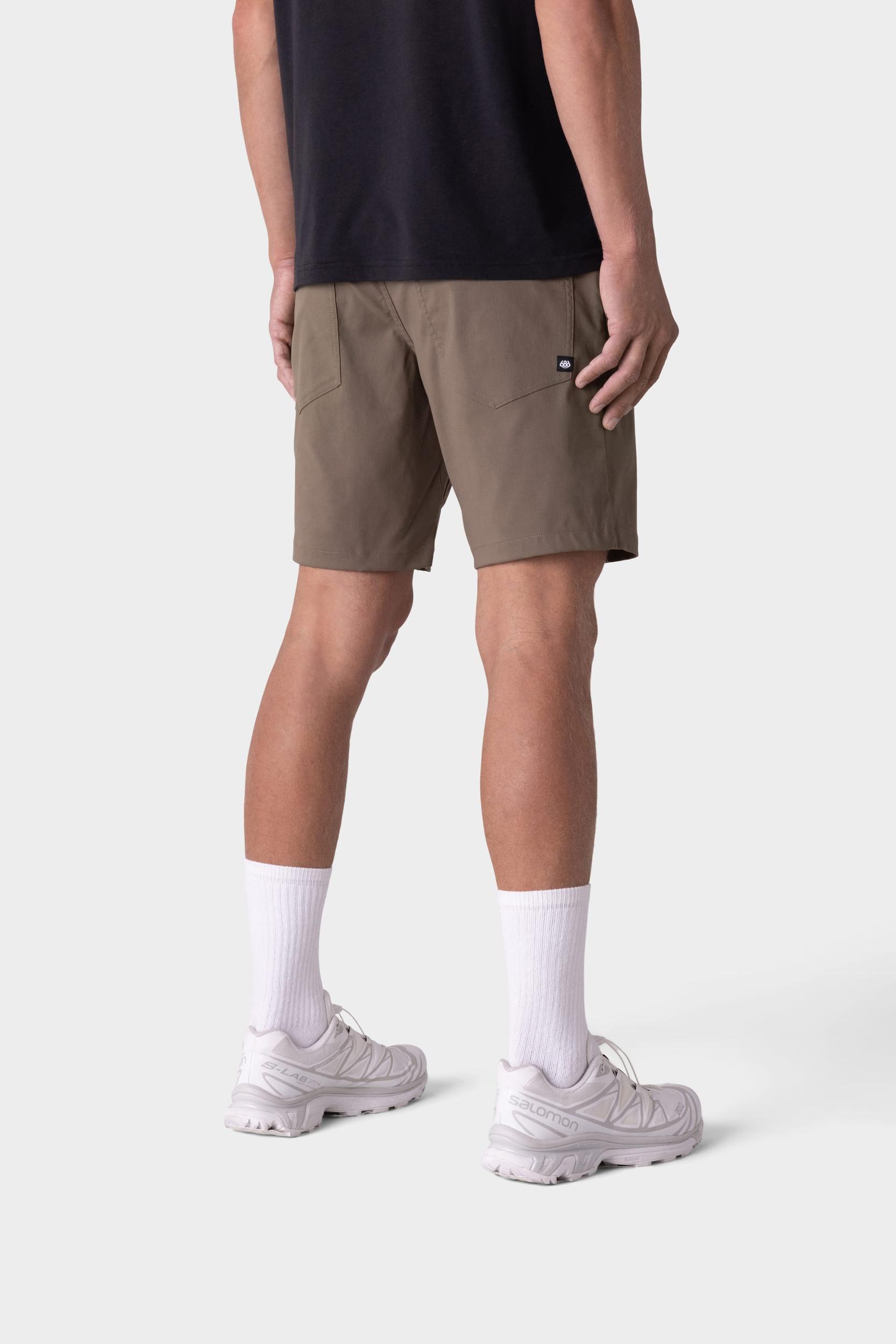 686 Men's Everywhere Hybrid Short Male Product Image