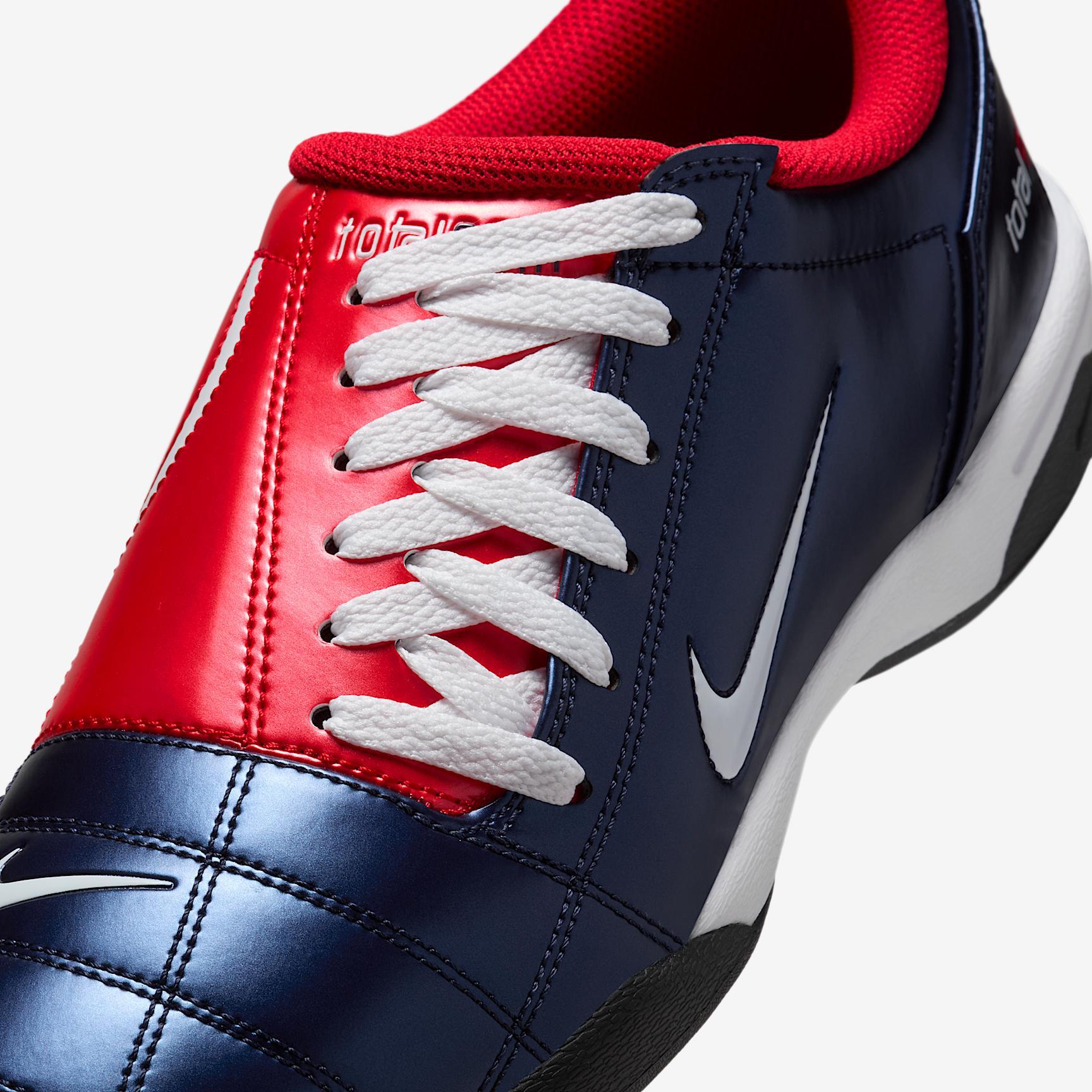 Nike Total 90 Men's Shoes Product Image