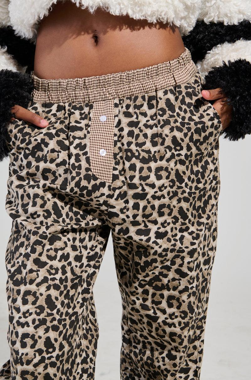 KISS ME CHEETAH PANT Product Image