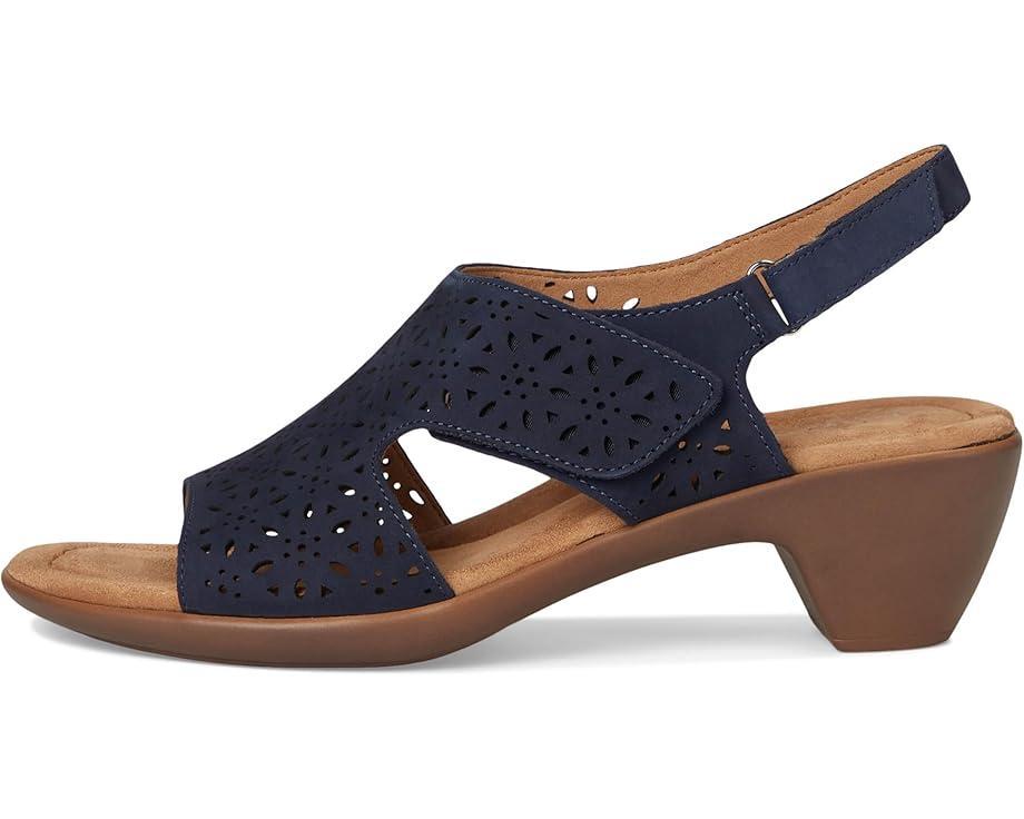 Women's Easy Spirit Calix Product Image