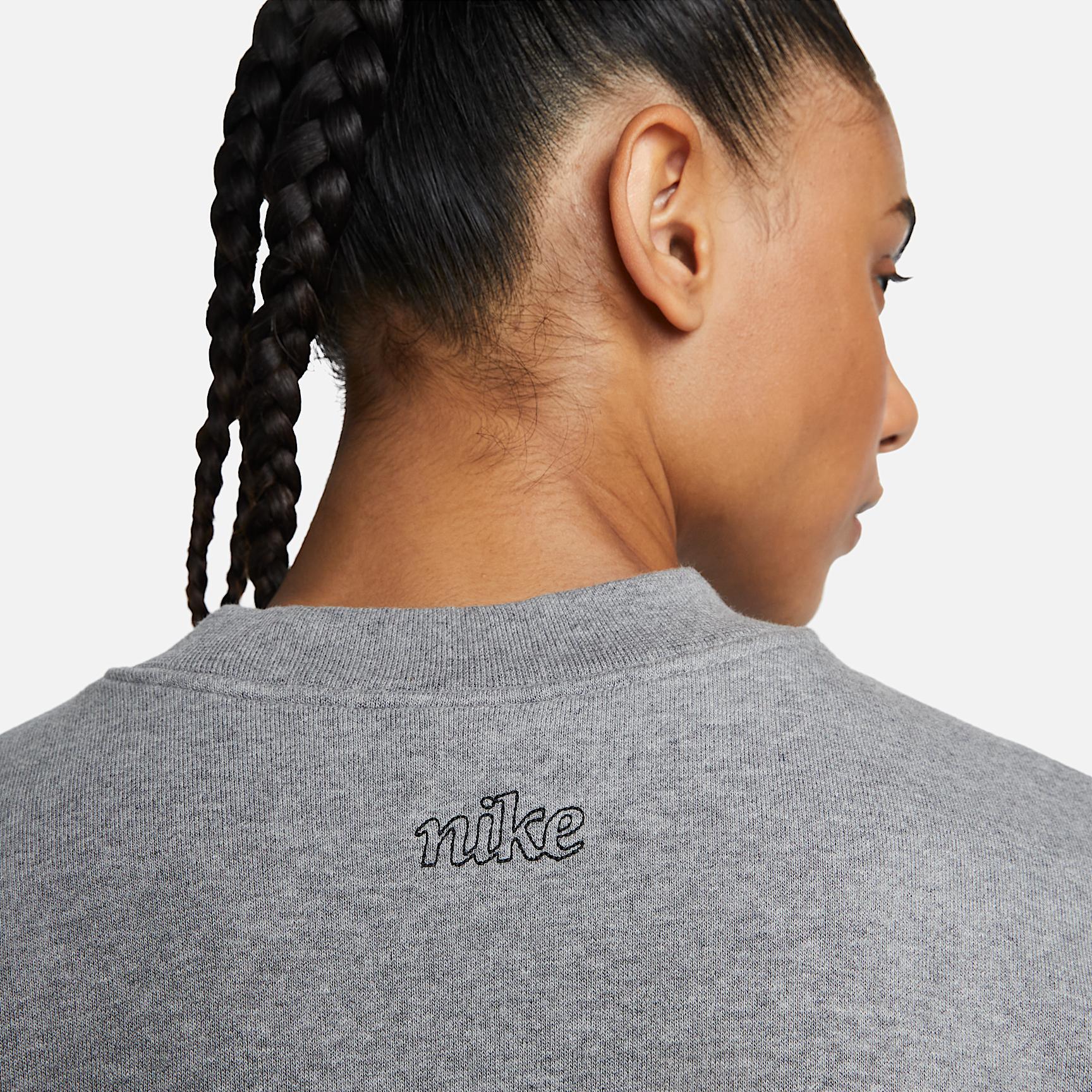 Nike Women's Dri-FIT Get Fit Graphic Crewneck Sweatshirt Product Image