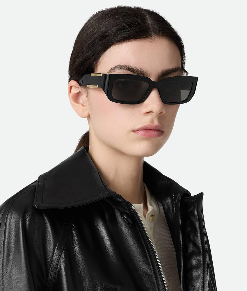 Dash Rectangular Sunglasses in Black/grey Product Image