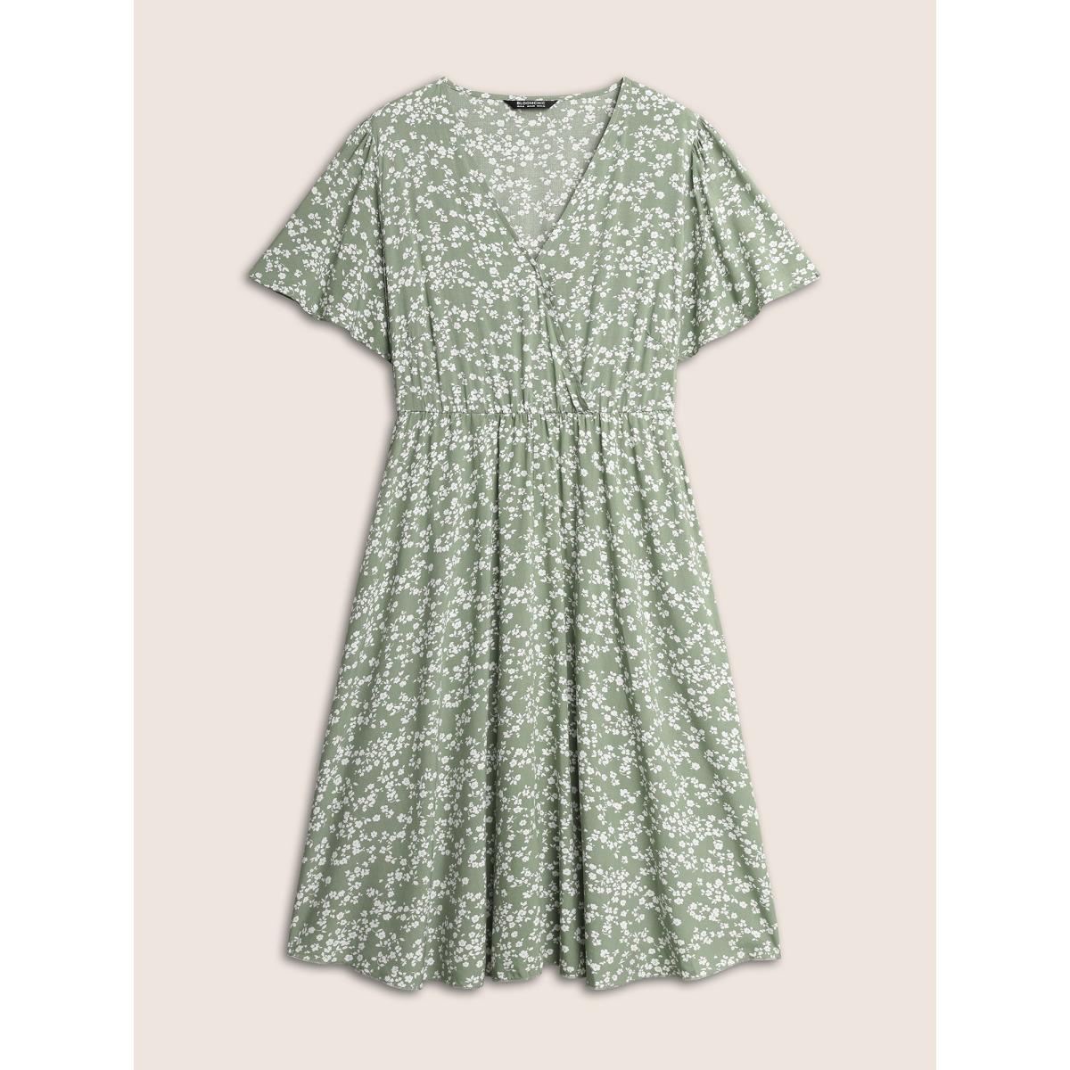 Plus Size Bloom Dress - Ditsy Floral Elastic Waist Ruffles Pocket Knee Dress LightGreen Women Elegant Non V-neck Short sleeve Curvy Knee Dress BloomChic 10/M Product Image