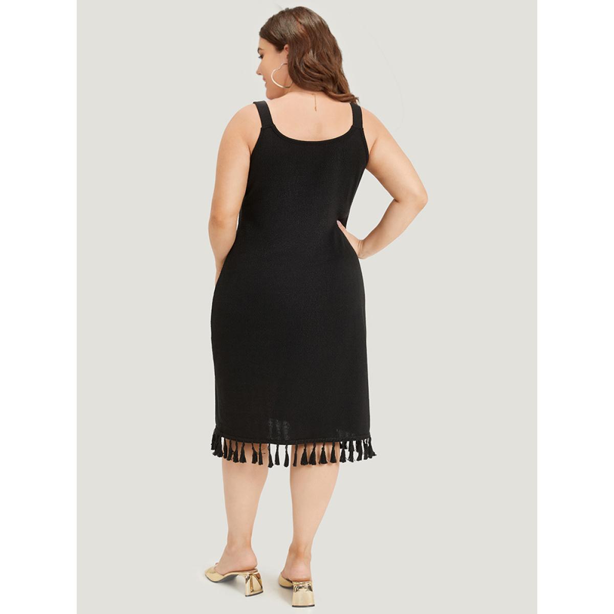 Plus Size Plain Tassel Trim Adjustable Straps Cami Dress Black Women Glamour Adjustable Straps Spaghetti Strap Sleeveless Curvy Midi Dress BloomChic 26/4X Product Image