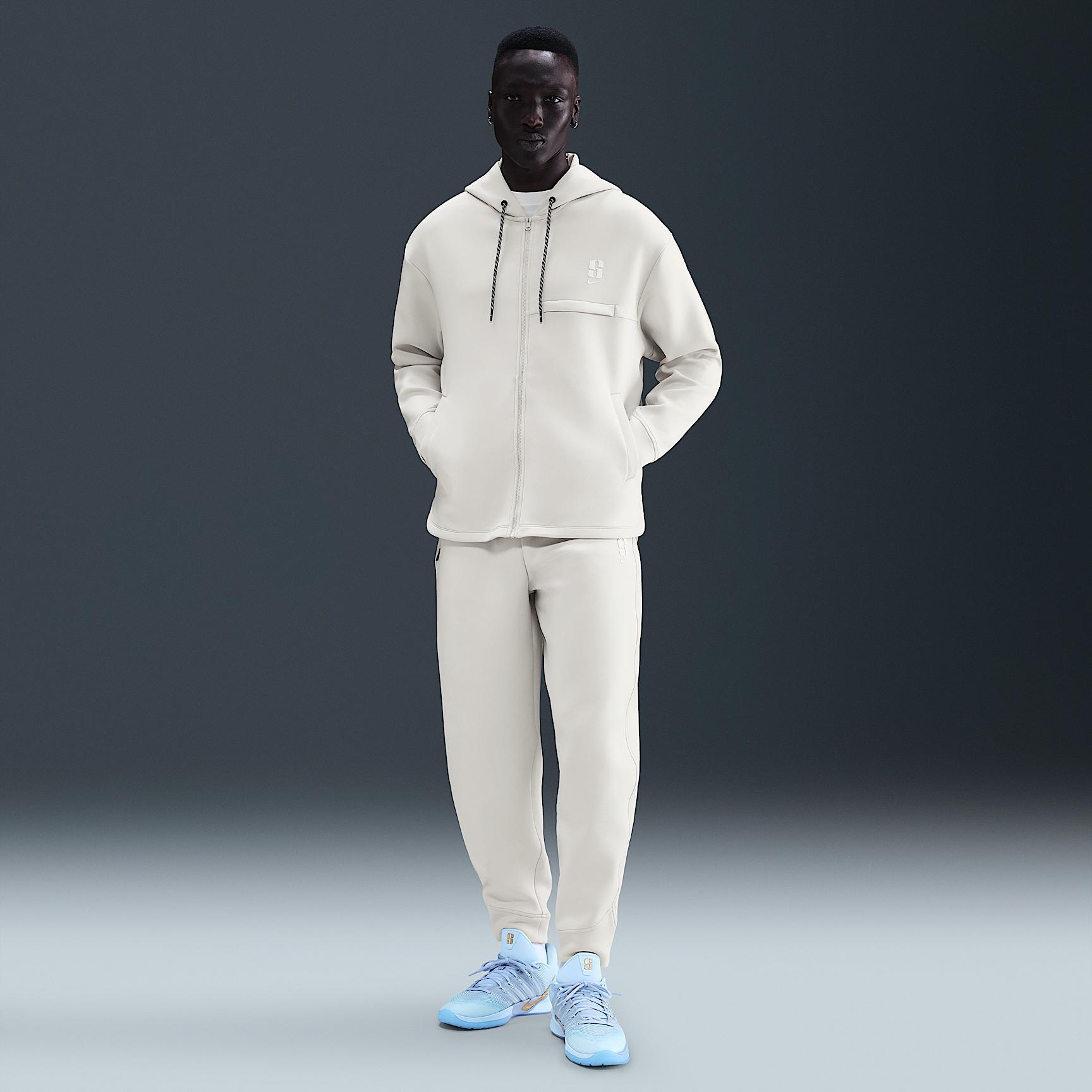 Nike Women's Sabrina Dri-FIT Loose Full-Zip Basketball Hoodie Product Image