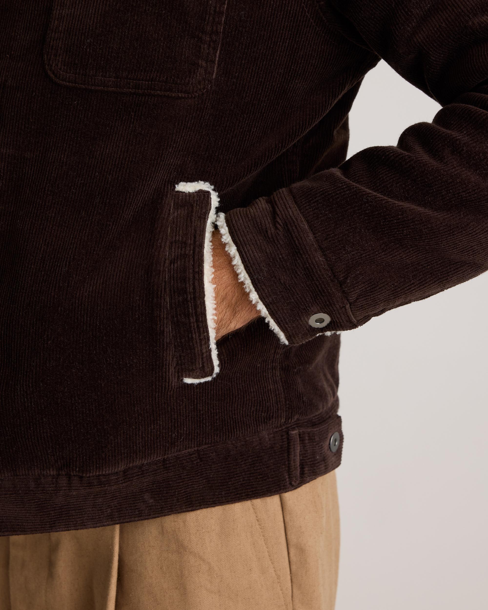 Quince | Men's Organic Stretch Corduroy Sherpa-Lined Trucker Jacket 100% Polyester Product Image