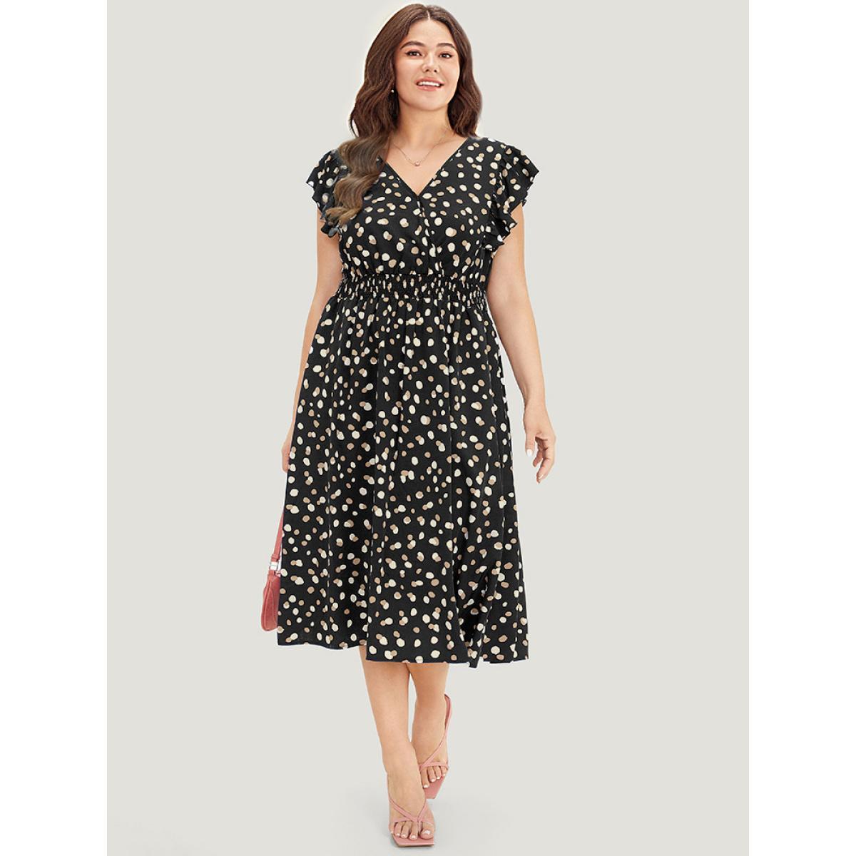 Plus Size Allover Print Pocket Wrap Flutter Cap Sleeve Dress Black Women Office Wrap V-neck Sleeveless Curvy Midi Dress BloomChic 22-24/3X Product Image