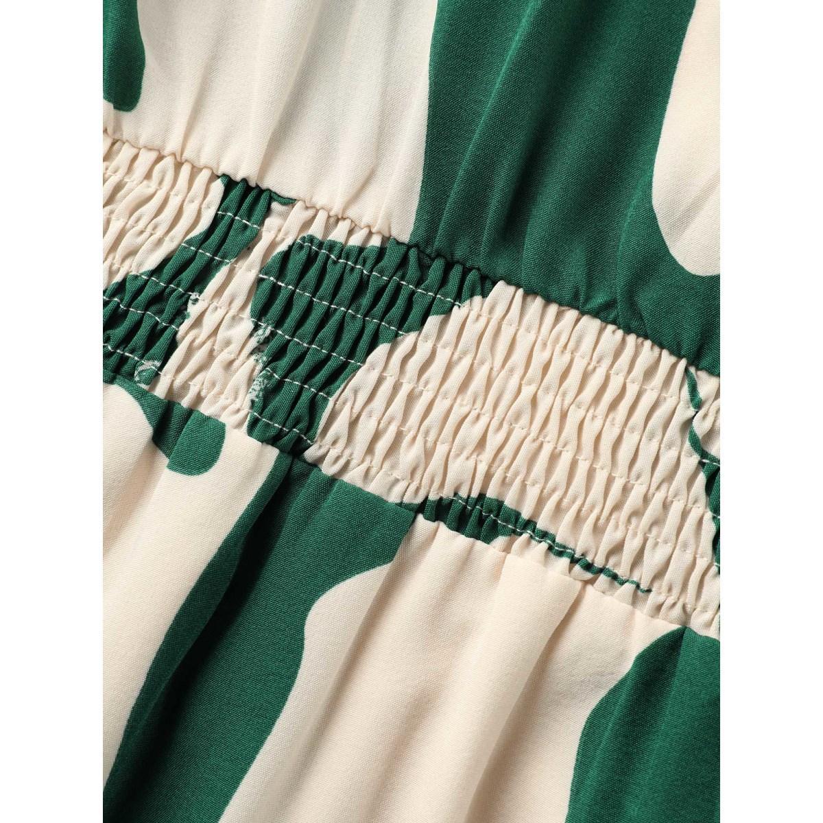 Plus Size Geometric Print Shirred Gathered Dress Emerald Women At the Office Gathered V-neck Half Sleeve Curvy BloomChic 22-24/3X Product Image