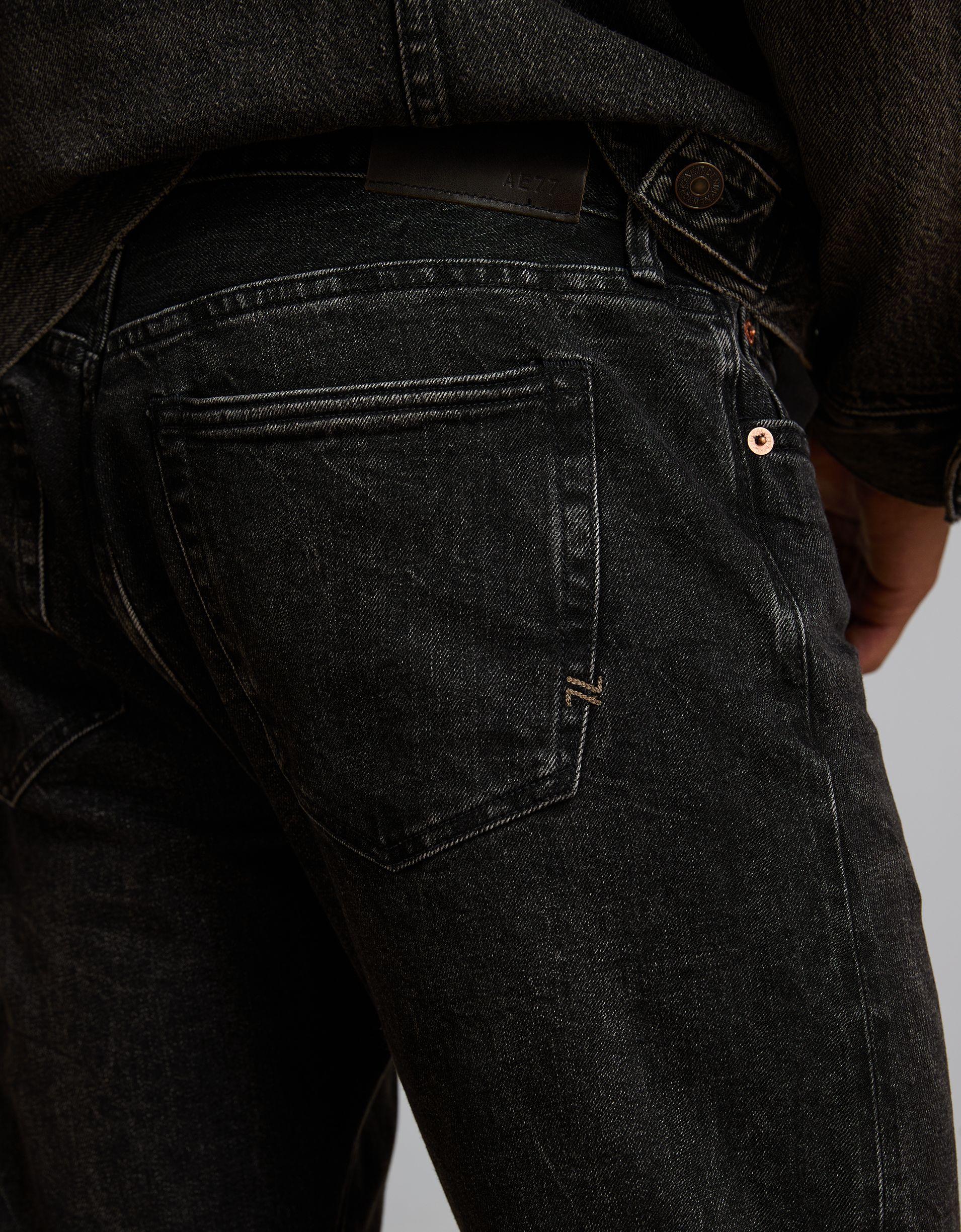 AE77 Premium Slim Jean Product Image