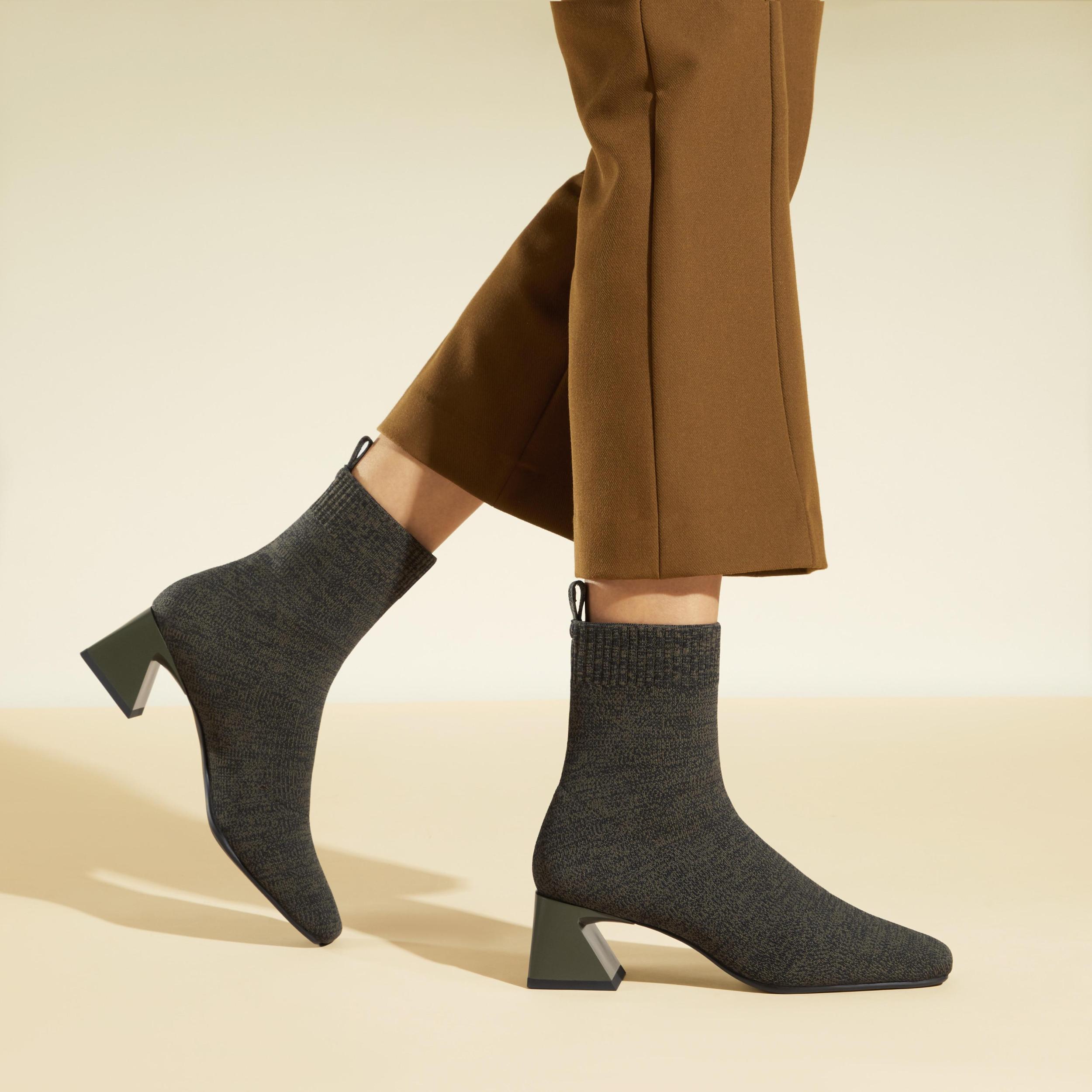 Square-Toe Water-Repellent Ankle Boots (Ryan Pro) Product Image