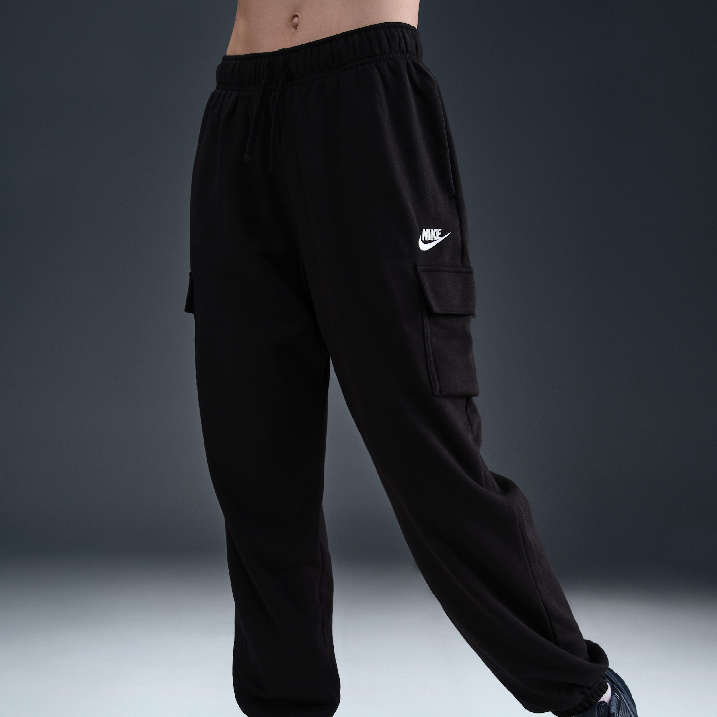 Women's Nike Sportswear Club Fleece Midrise Cargo Pants, Size: XL, Black Product Image