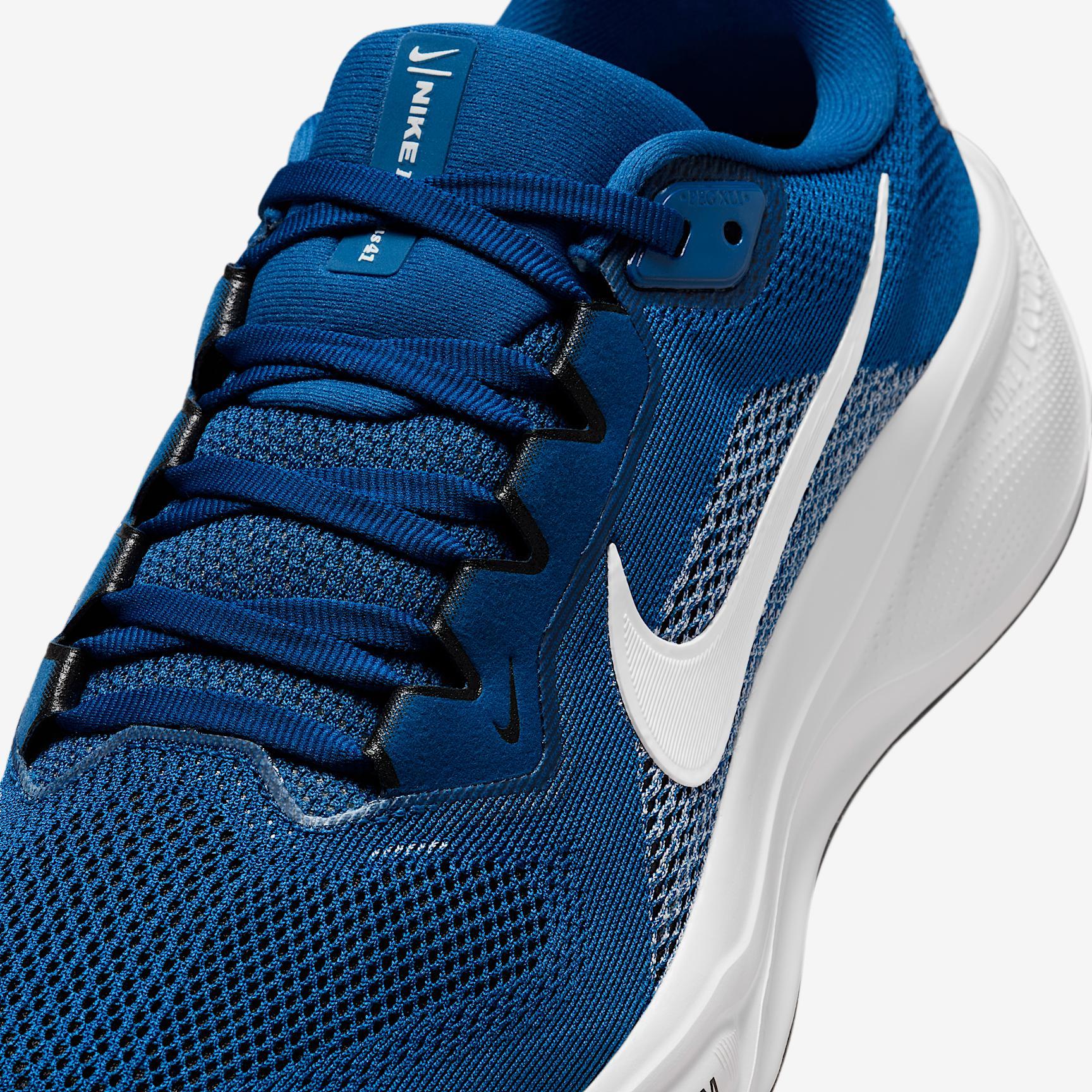 Indianapolis Colts Pegasus 41 Men's Nike NFL Road Running Shoes Product Image