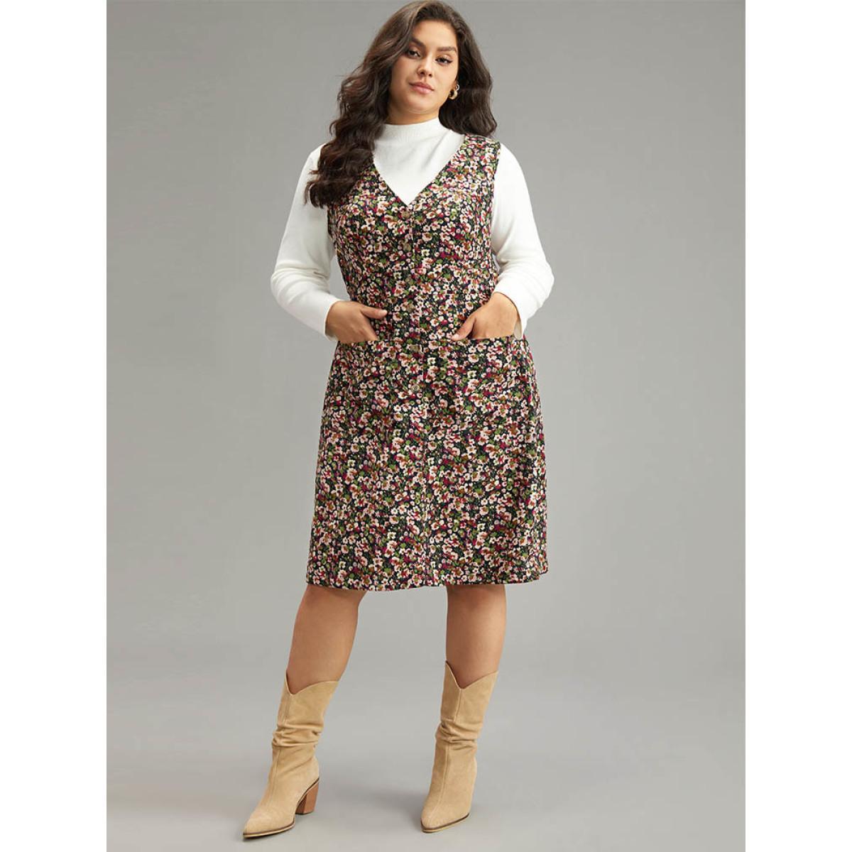 Plus Size Ditsy Floral Pocket Button Detail Tank Dress Indigo Women Elegant Printed V-neck Sleeveless Curvy Knee Dress BloomChic 28/5X Product Image