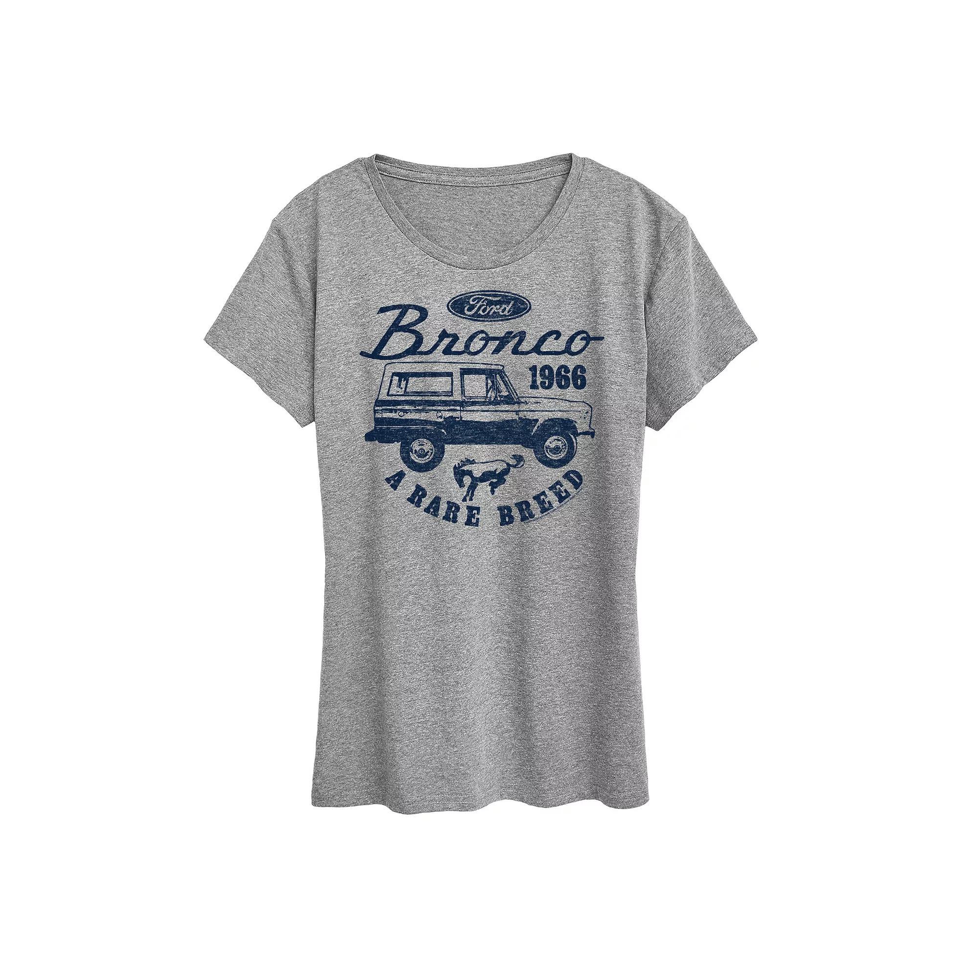 Womens Mountain Scene Heart Graphic Tee Grey Gray Product Image