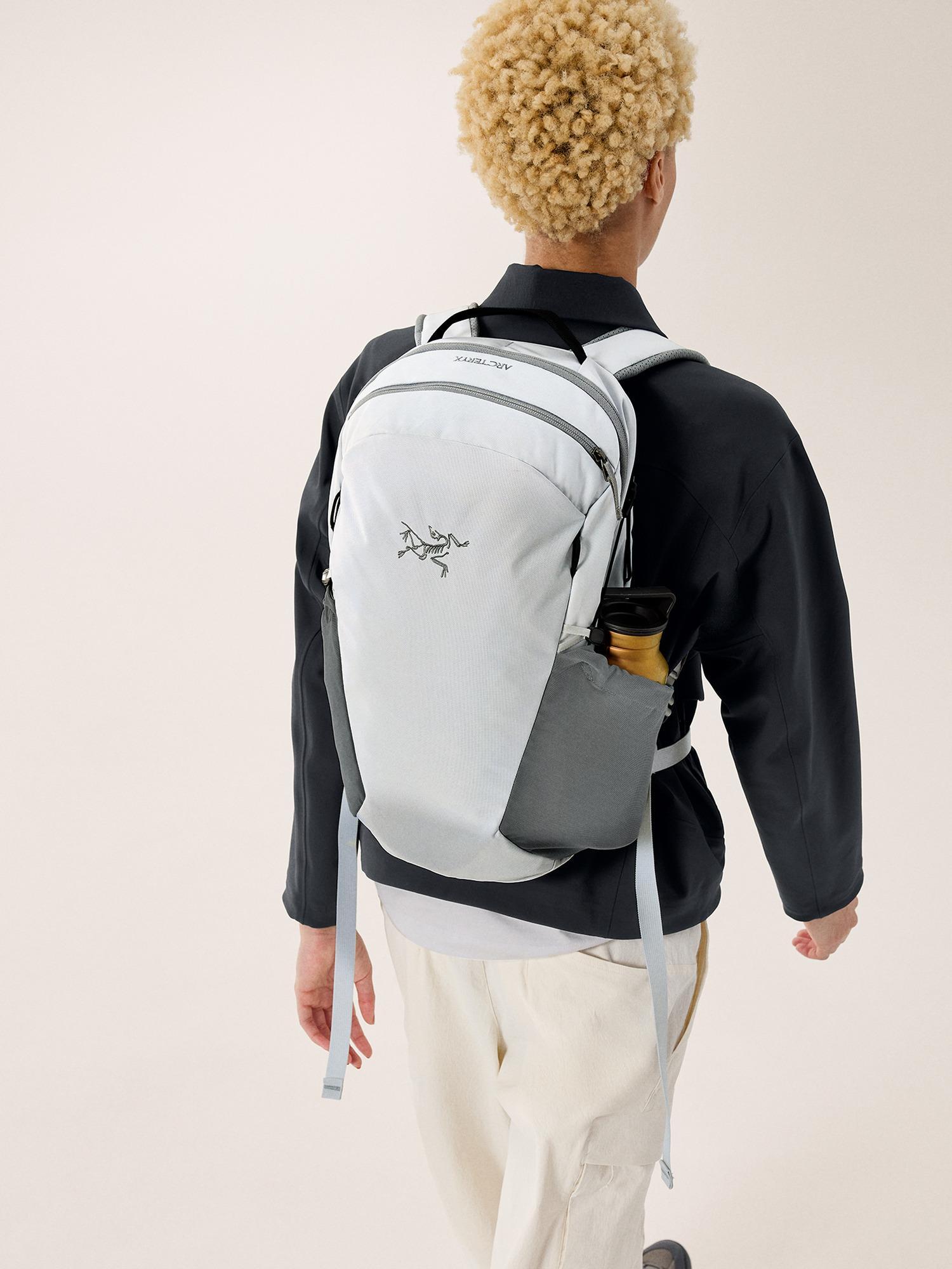 Mantis 16 Backpack Product Image