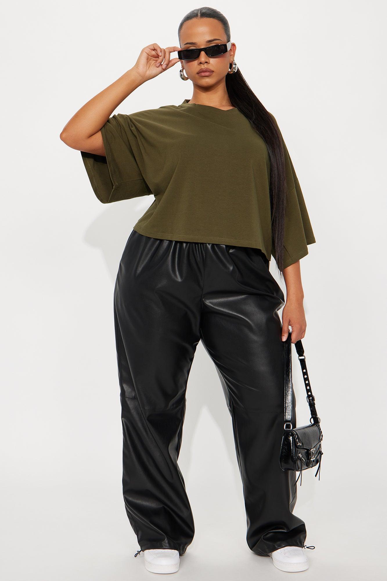Blakely Boxy Wide Fit Short Sleeve Tshirt - Olive Product Image