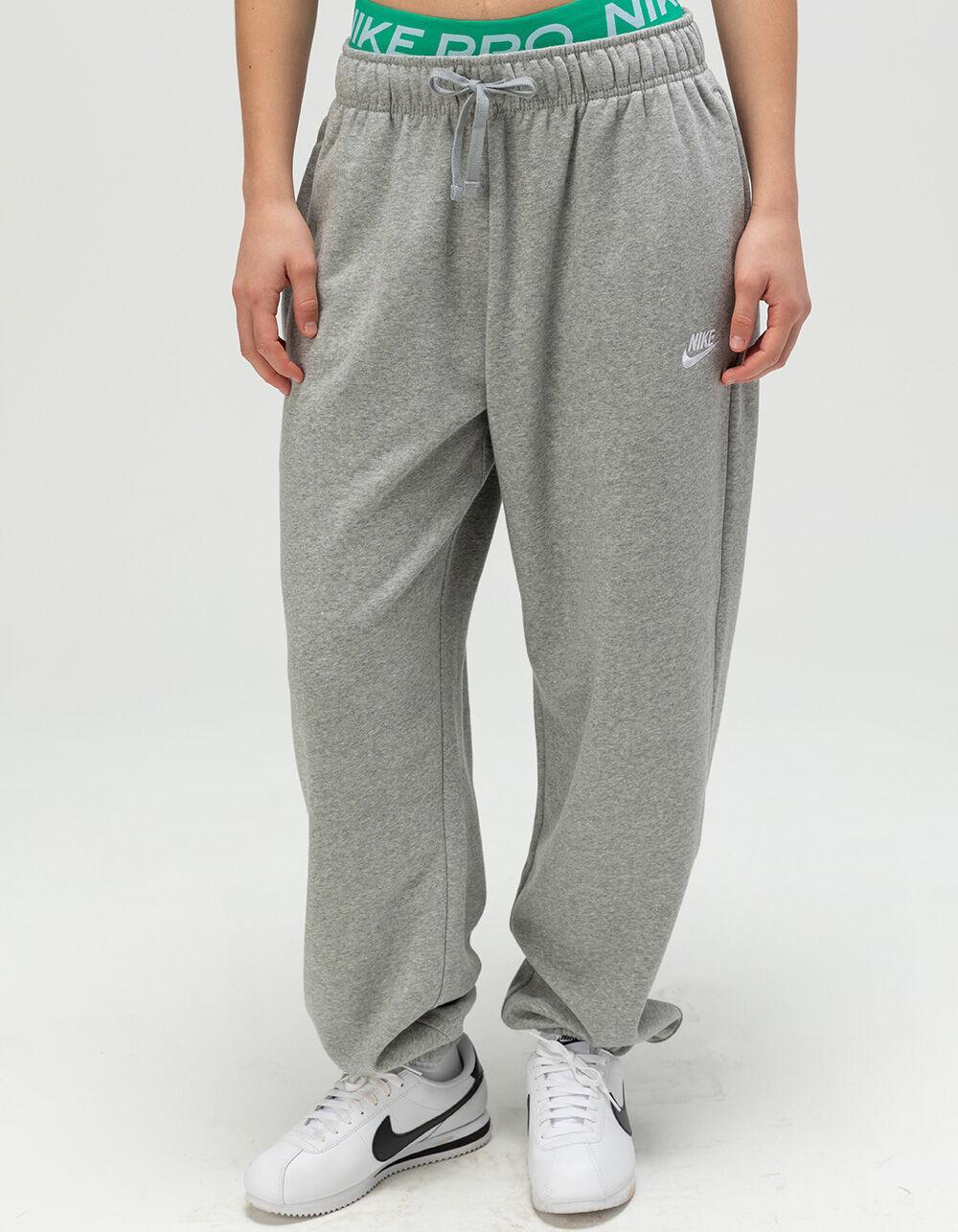 NIKE Sportswear Club Womens Oversized Fleece Sweatpants - HEATHER GRAY Product Image