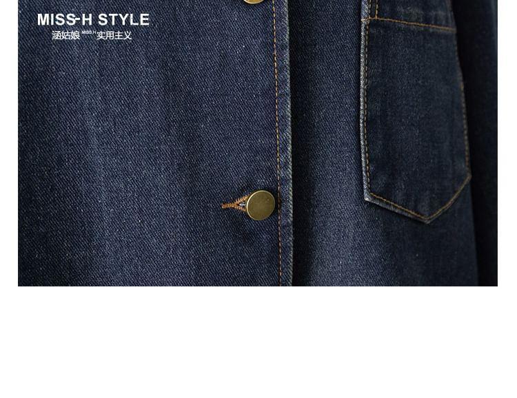 3/4 Sleeve Round Neck Denim Button Up Jacket Product Image
