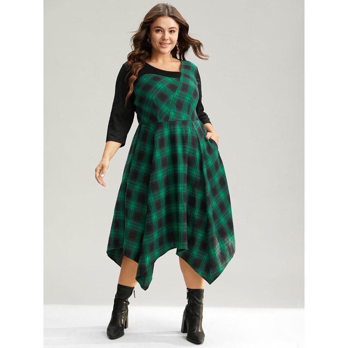 Plus Size Christmas Plaid Asymmetrical Patchwork Hanky Hem Dress DarkGreen Women Casual Patchwork Asymmetrical Neck Elbow-length sleeve Curvy Midi Dress BloomChic 14-16/1X Product Image