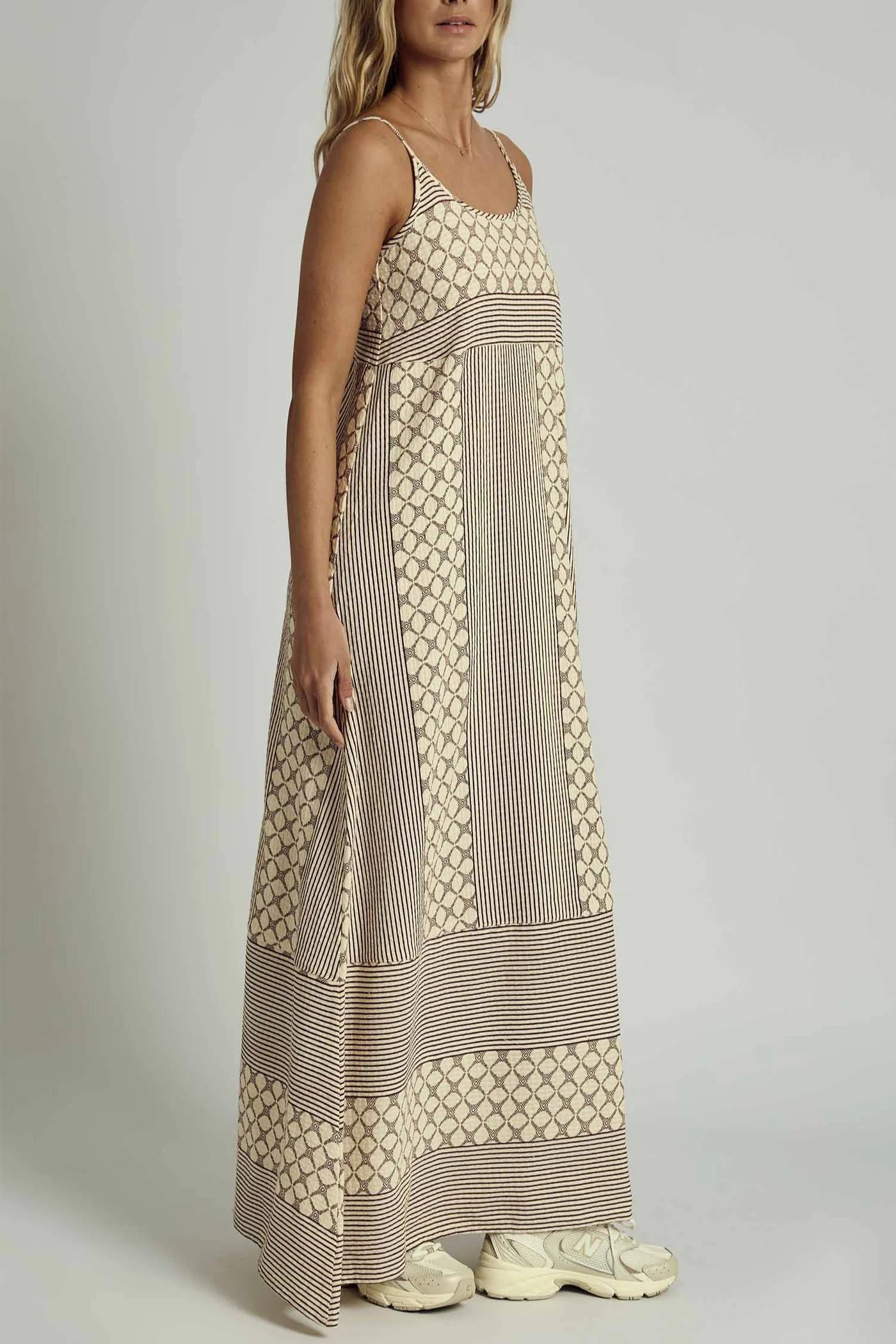 Kinsley Contrast Maxi Dress Product Image