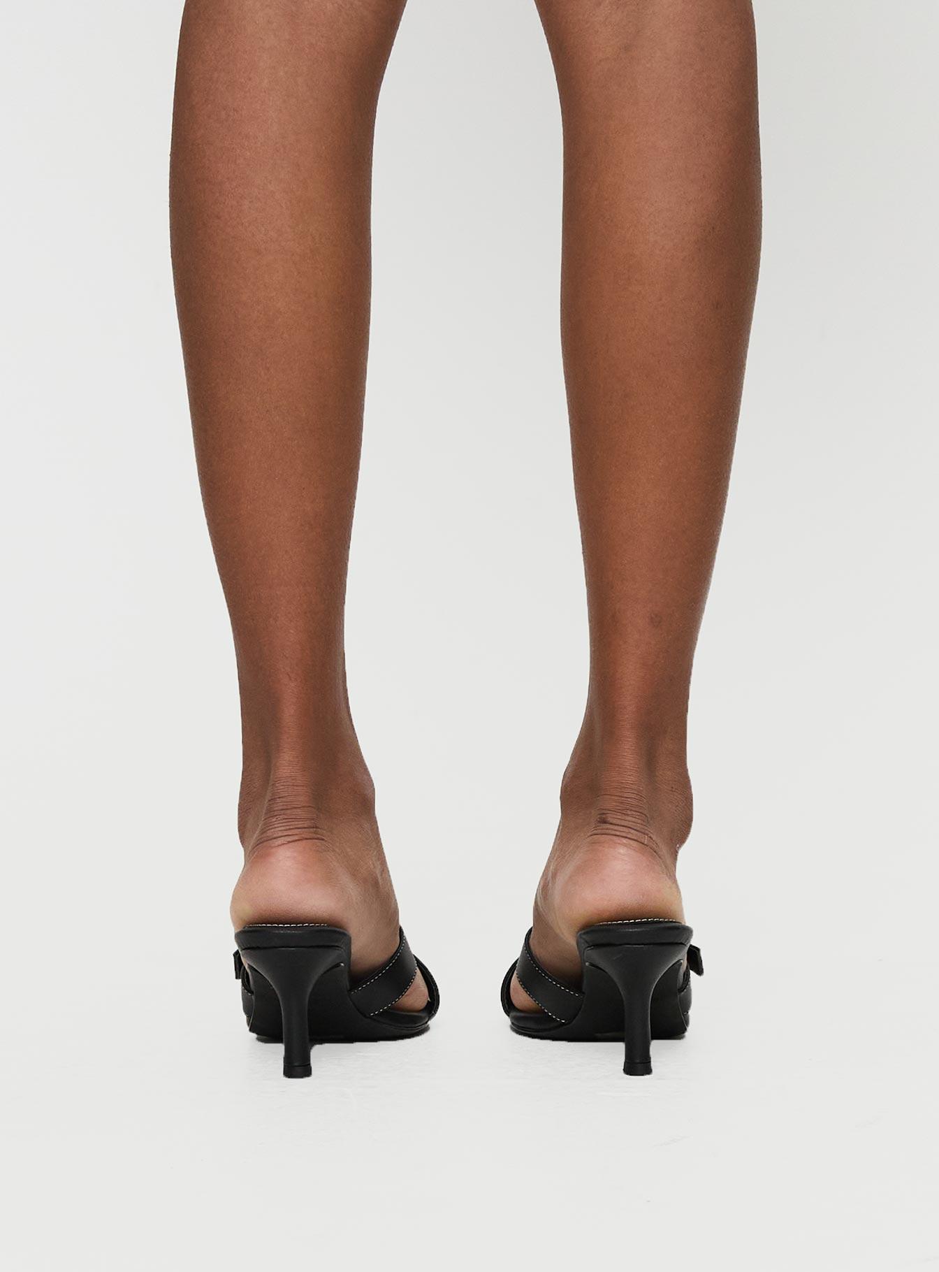 Huntington Heels Black Product Image