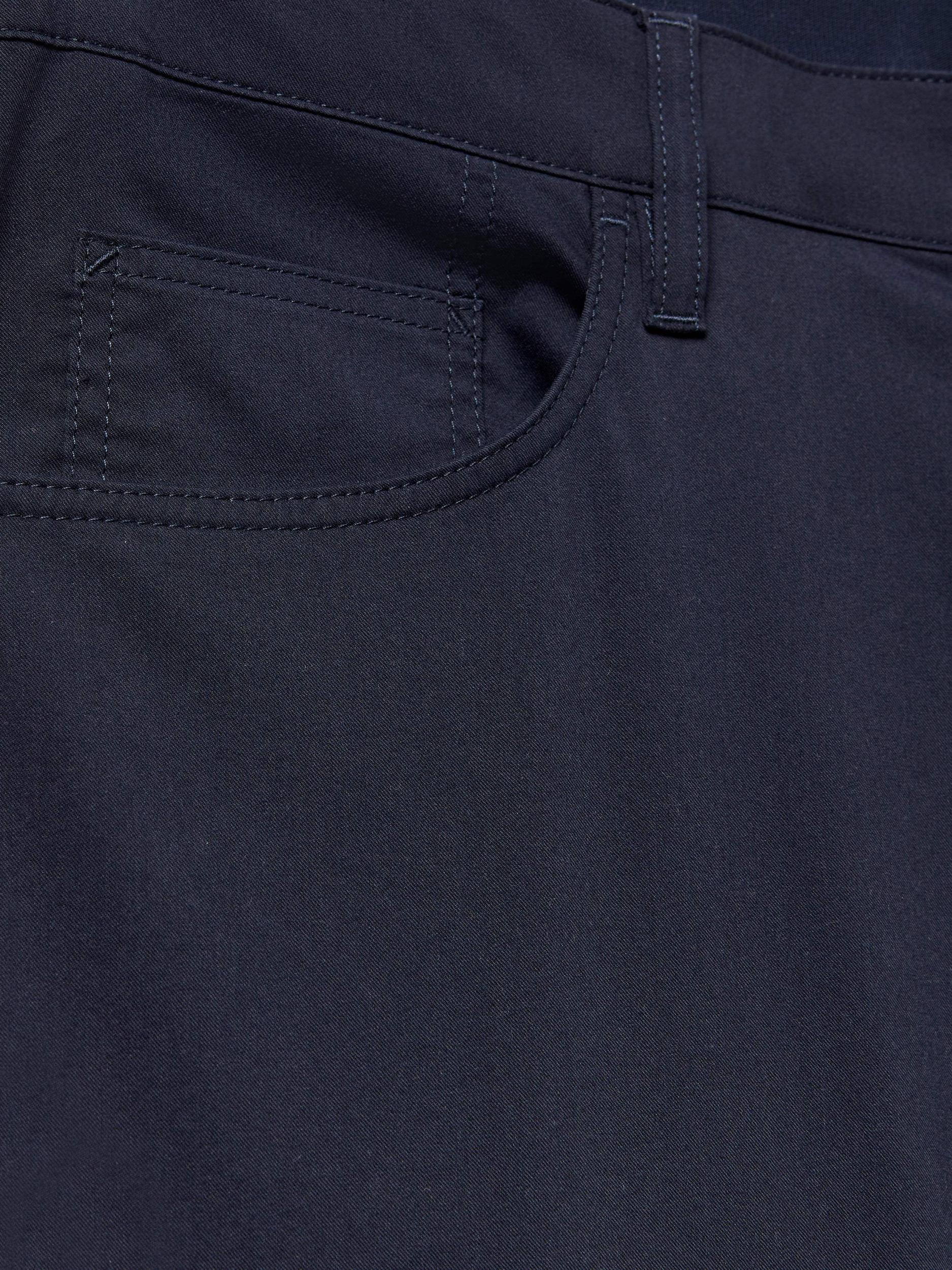 Movement™ 5-Pocket Pant Athletic Fit - Navy Male Product Image
