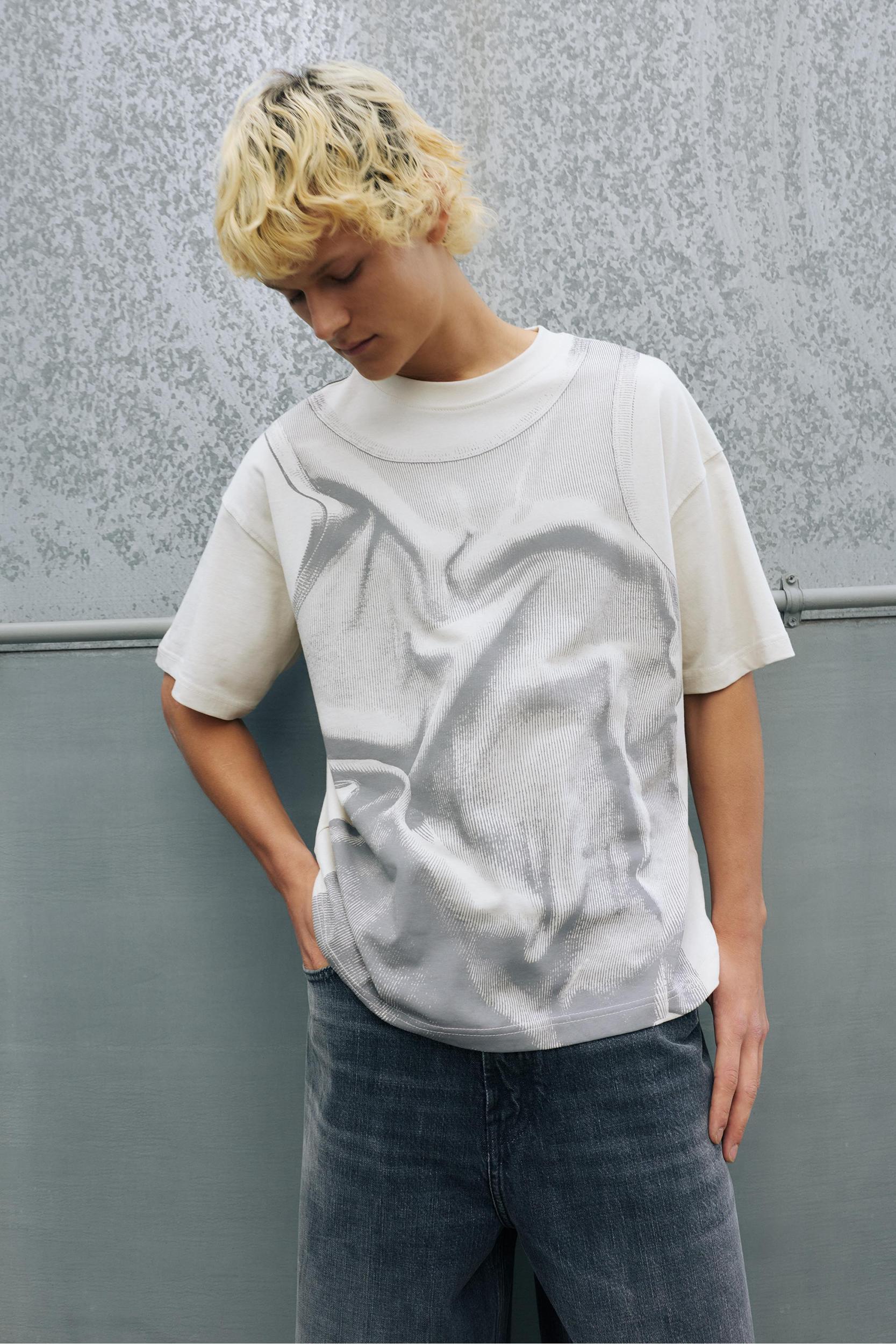 Tank top graphic T-shirt Product Image