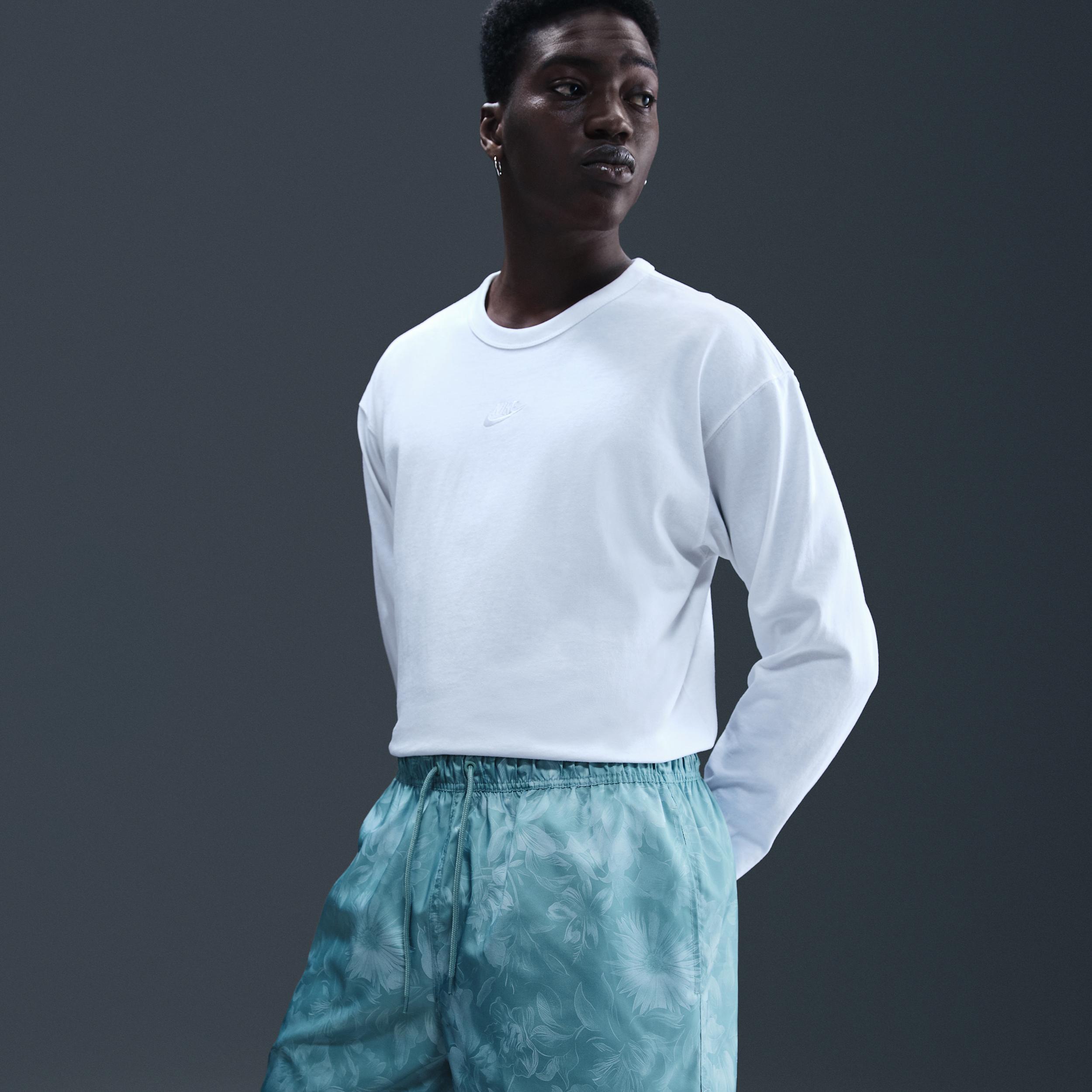 Nike Club Men's Flow Shorts Product Image