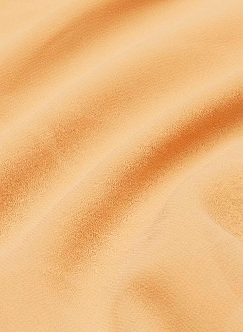 curtsy top Product Image