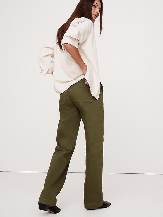 The Weekender Straight-Leg Pant Product Image