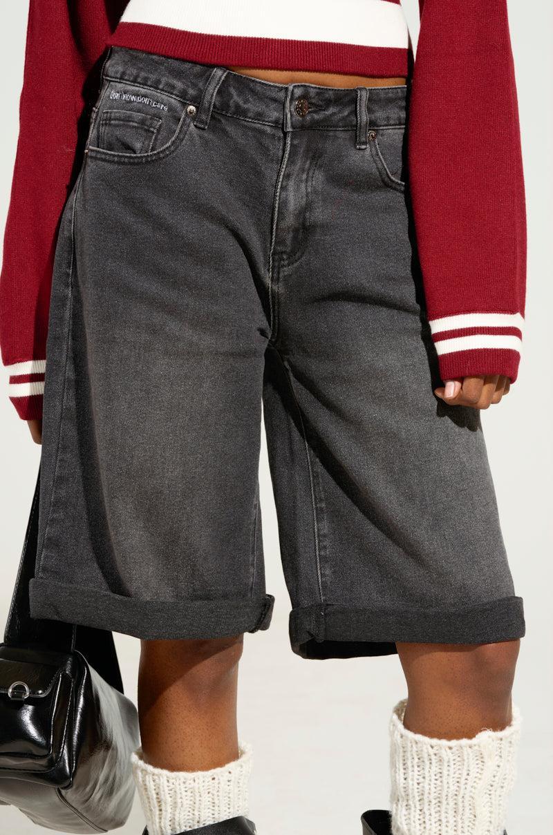 DONT KNOW DONT CARE BERMUDA SHORT Product Image