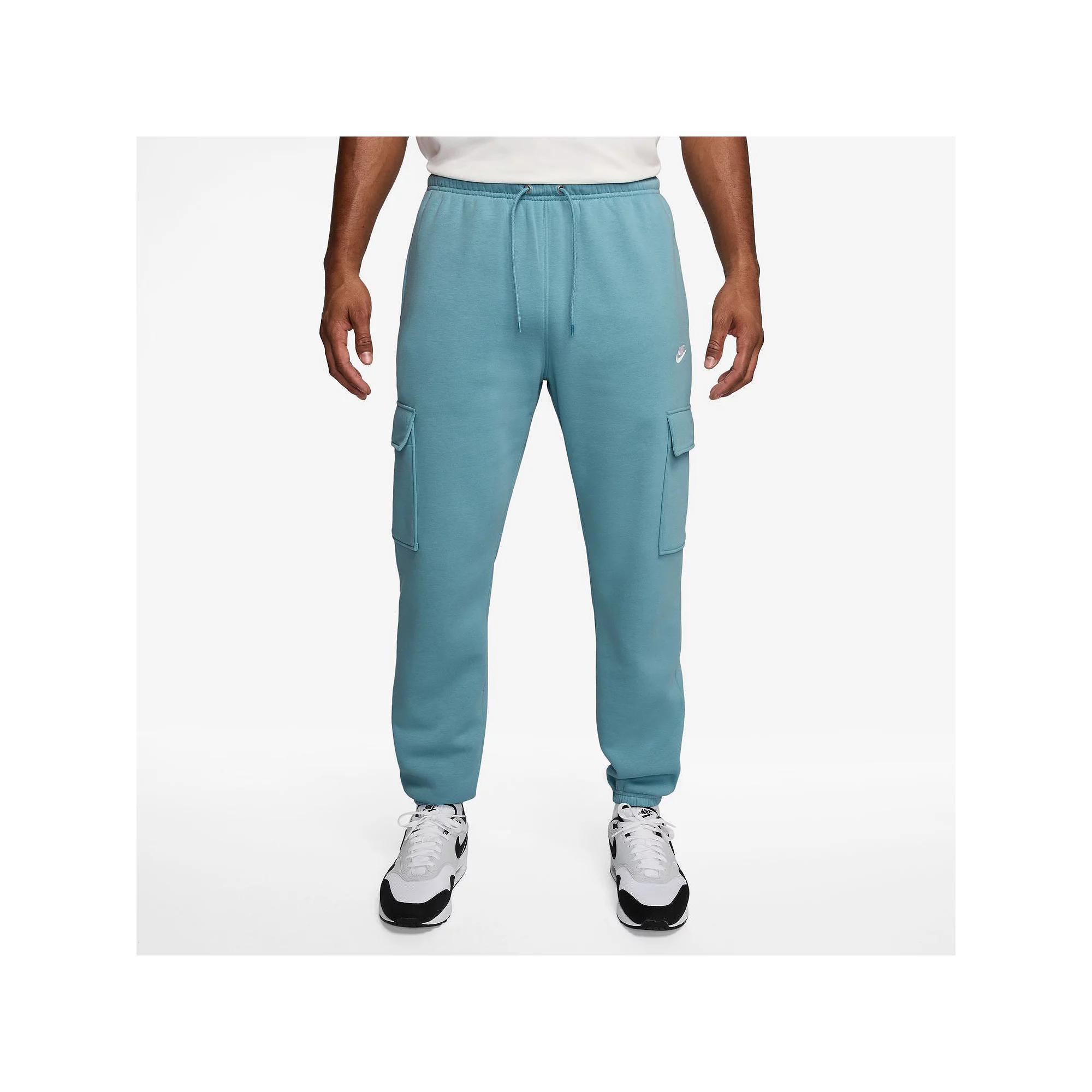 Nike Men's Club Fleece Cargo Pants Product Image