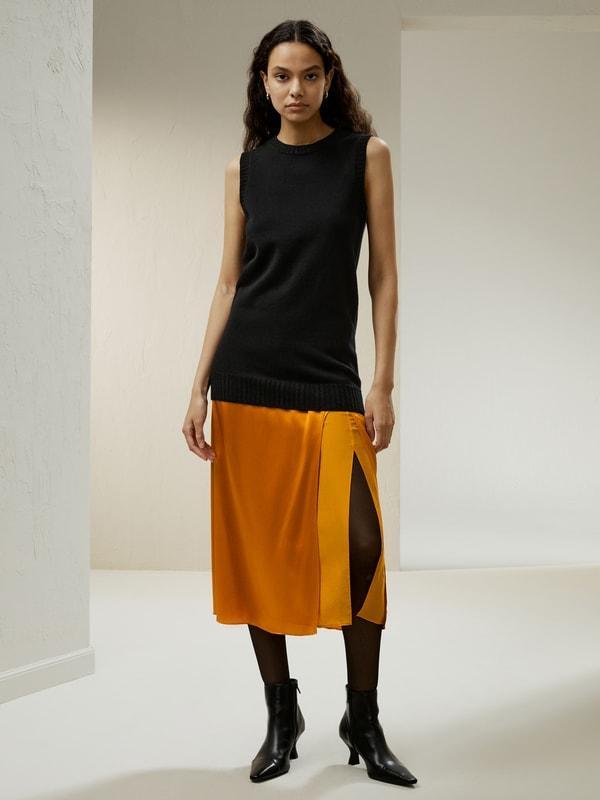 Ultra-fine Merino Wool Vest Product Image