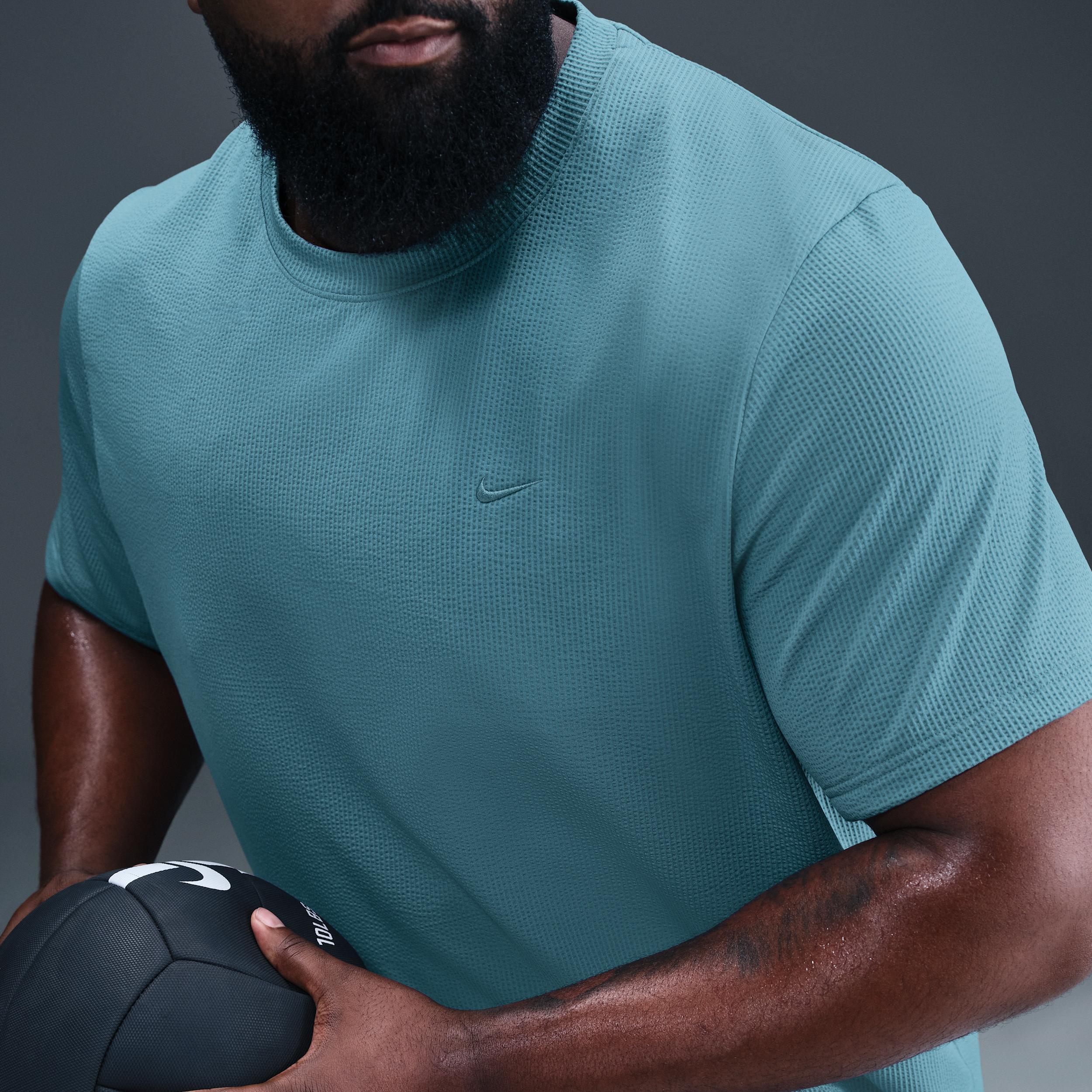 Nike Primary Men's Dri-FIT Short-Sleeve Versatile Top Product Image