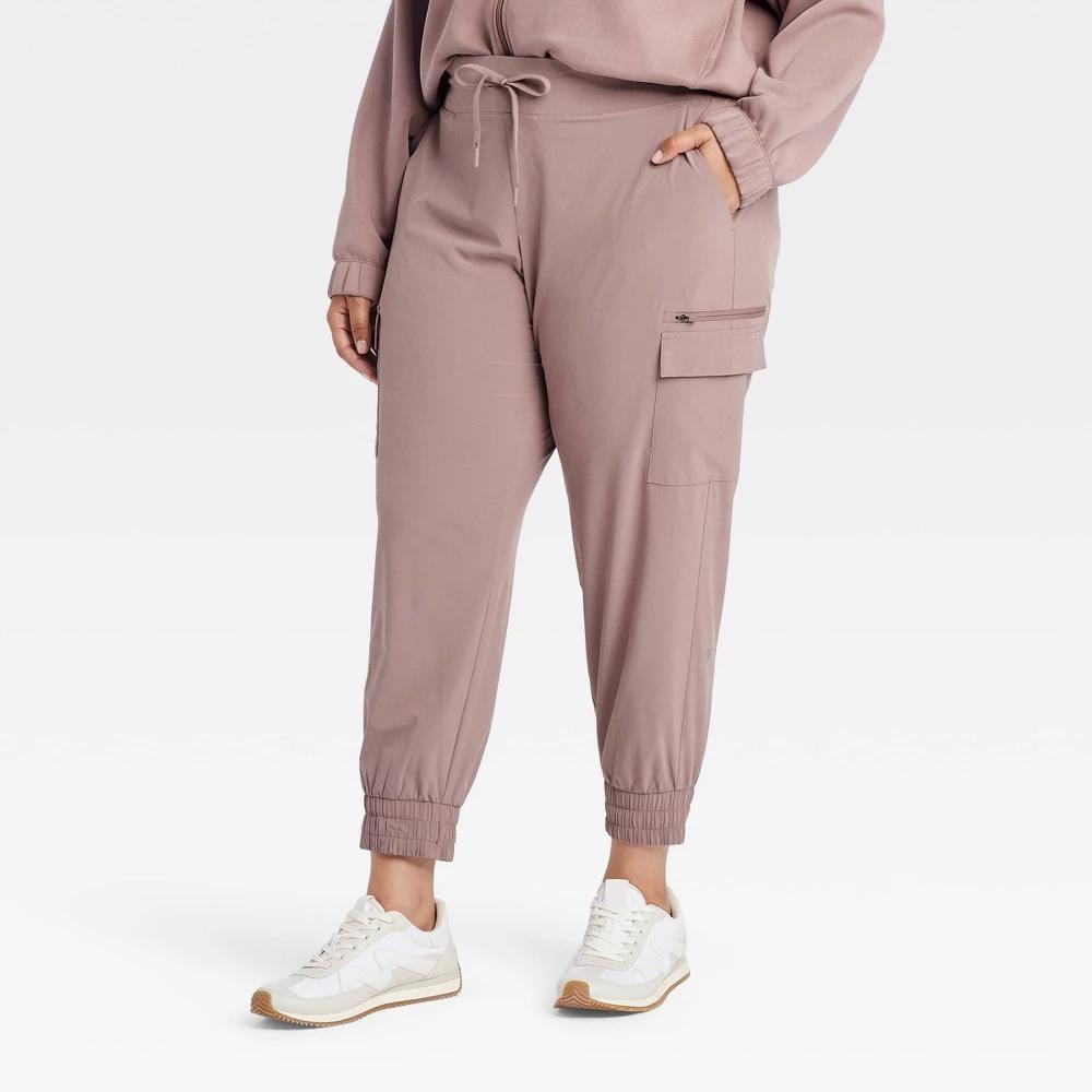 Womens Active Light Mid-Rise Cargo Joggers - All In Motion Brown 4X: Moisture Wicking, Quick Dry, 4-Way Stretch Product Image