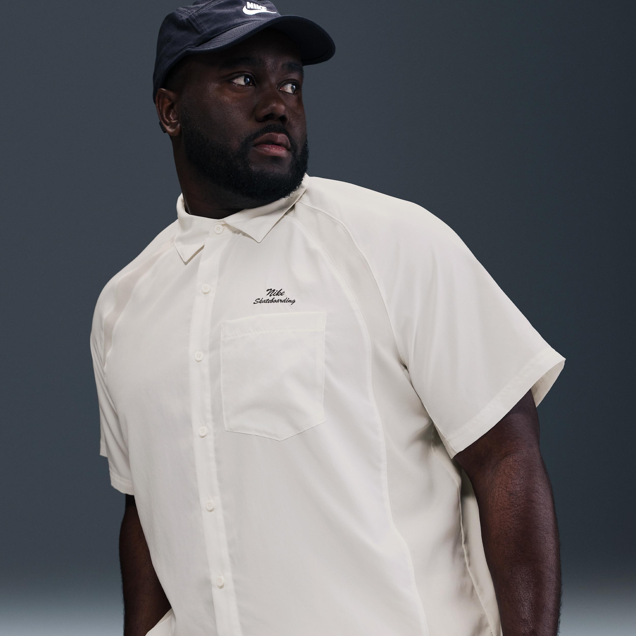 Men's Nike SB Dri-FIT Woven Short-Sleeve Bowler Shirt Product Image