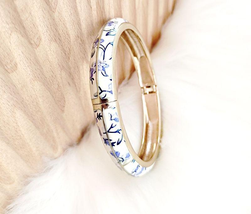 Metal Flower Bangle Product Image